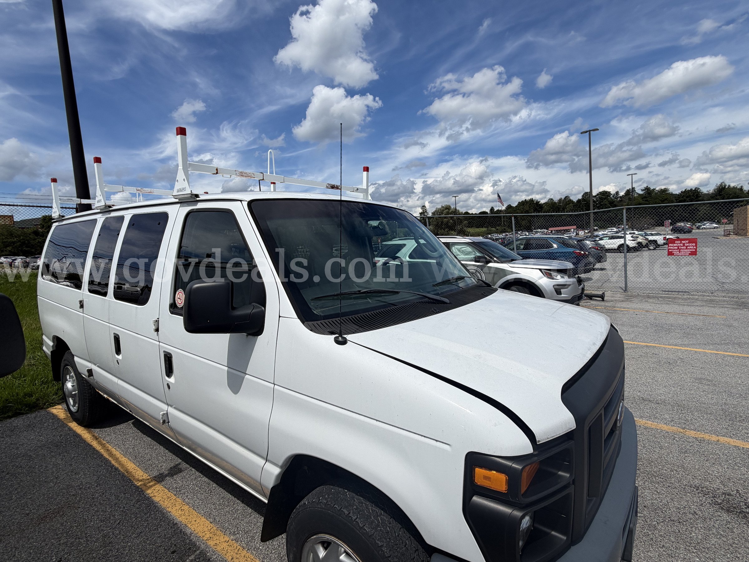 2012 Ford Econoline Ford Econoline Government Surplus Auction - Photo #3