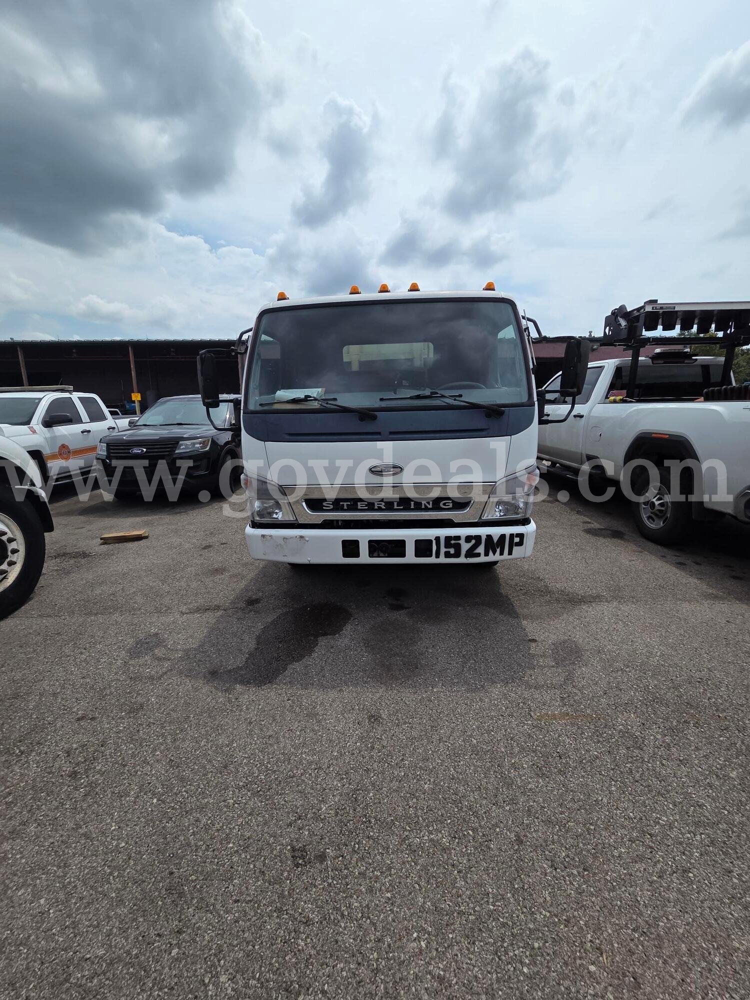 2007 Sterling 360 Sterling 360 Government Surplus Auction - Photo #4