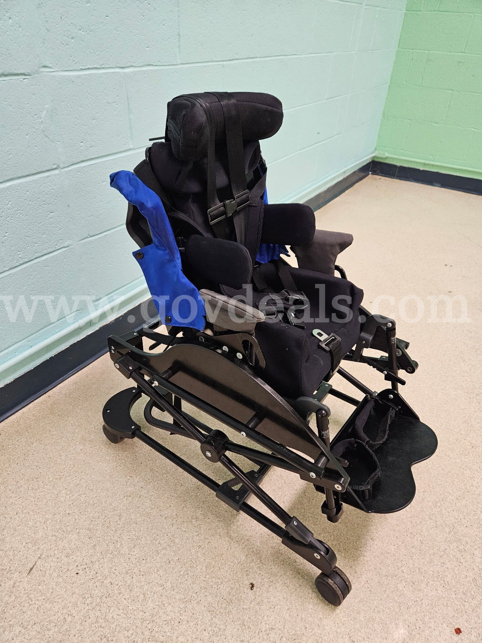 Kid Kart Express w/Tilt National Seating Mobility Express Government Surplus Auction - Photo #2
