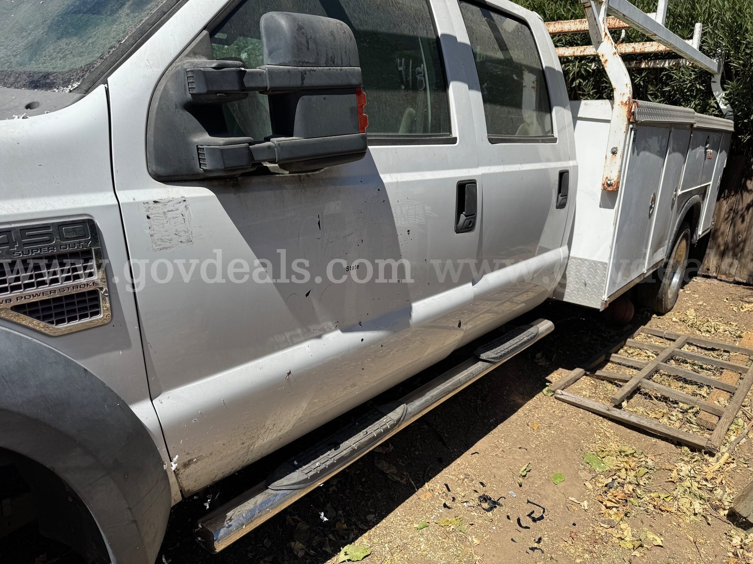 2008 Ford F-450 SD Crew Cab 2WD DRW Ford F-450 Government Surplus Auction - Photo #6