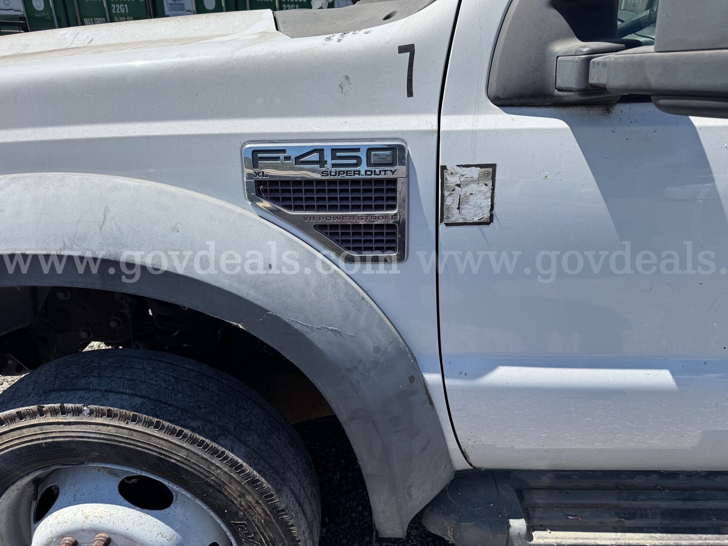 2008 Ford F-450 XL crew cab drw utility truck  Crew Cab 2WD DRW Ford F-450 Government Surplus Auction - Photo #5