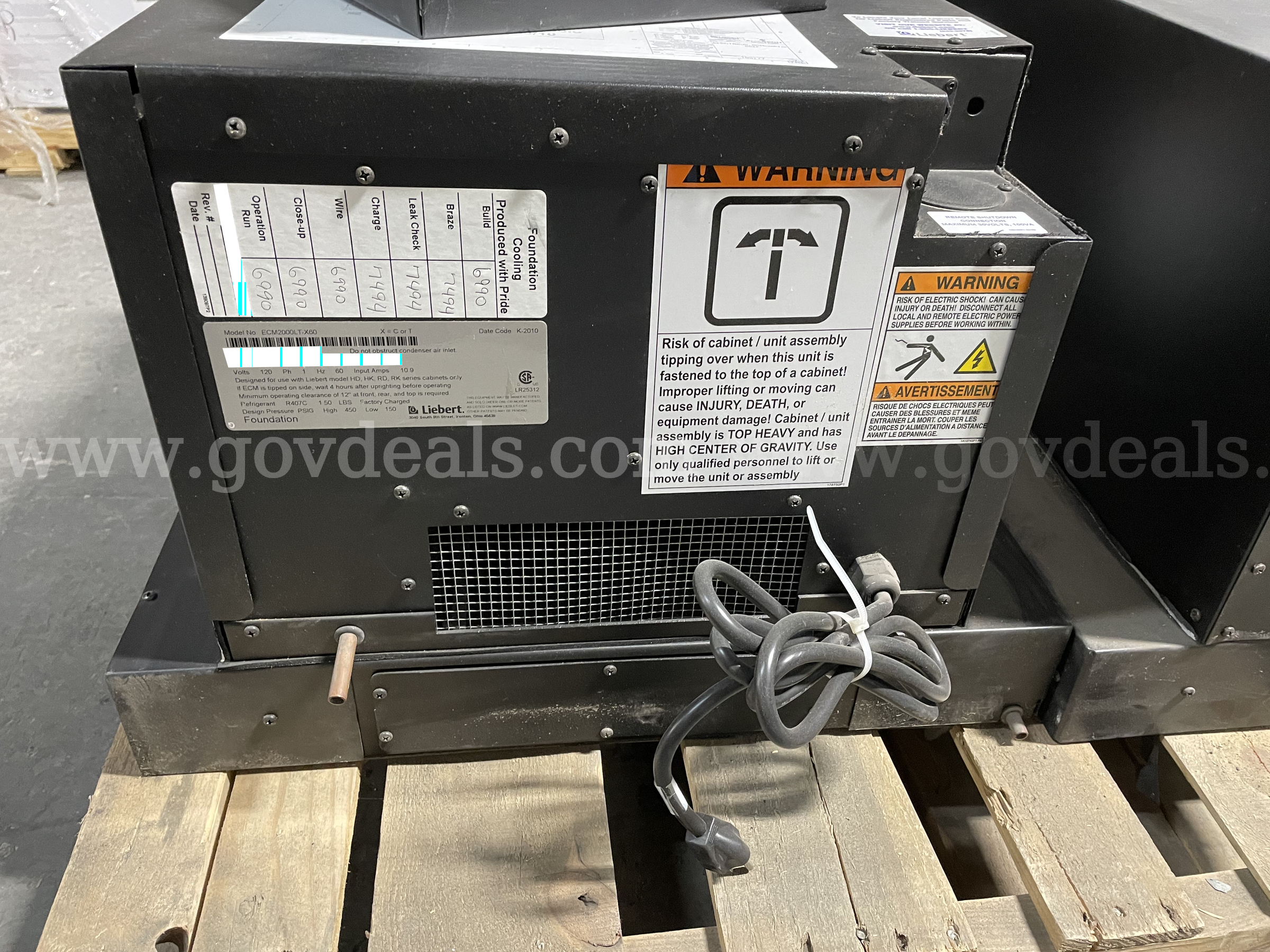 Lot of 2 Liebert ECM2000LT-X60 Environmental Control Modules – 120V / 1Ph / 60Hz – R407C Refrigerant Liebert 120V Government Surplus Auction - Photo #2
