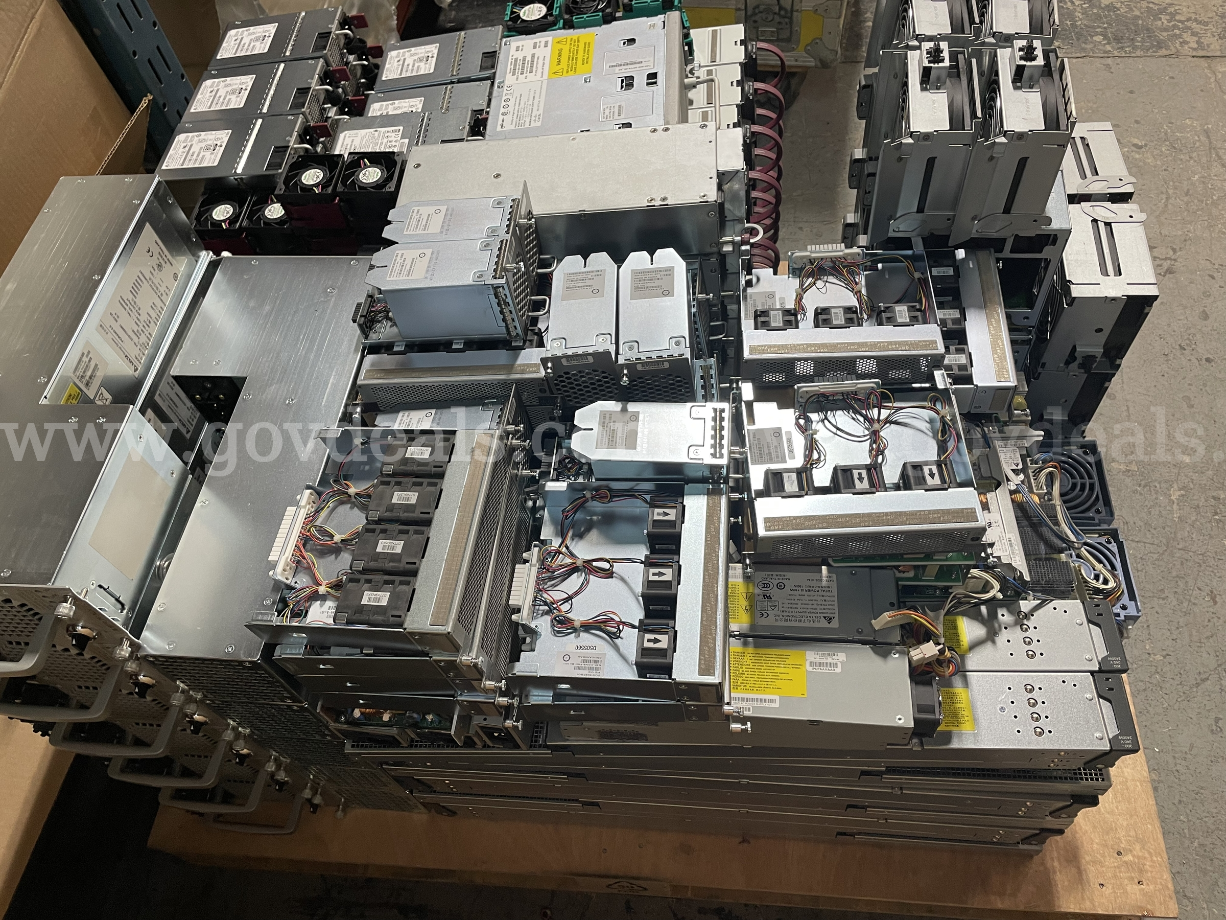Lot of 258 Server Power Supplies, Cooling Fan Modules & Network Hardware – HP, Cisco, Delta, LiteOn, Artesyn, Intel HP 258 Government Surplus Auction - Photo #4
