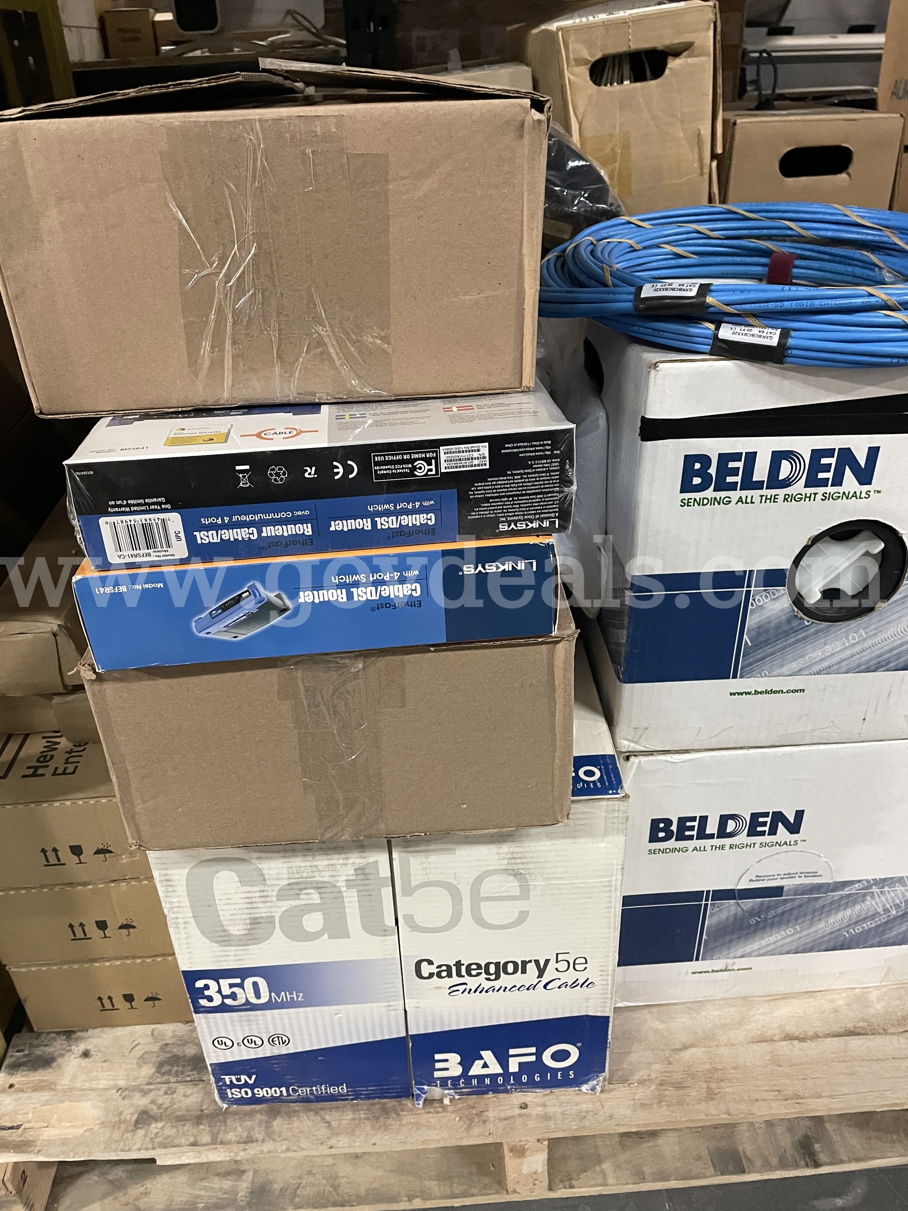 Mixed IT Equipment & Networking Hardware Lot – Cisco, HP, Lenovo, Polycom, Aruba, APC, Linksys, IBM HP  Government Surplus Auction - Photo #2