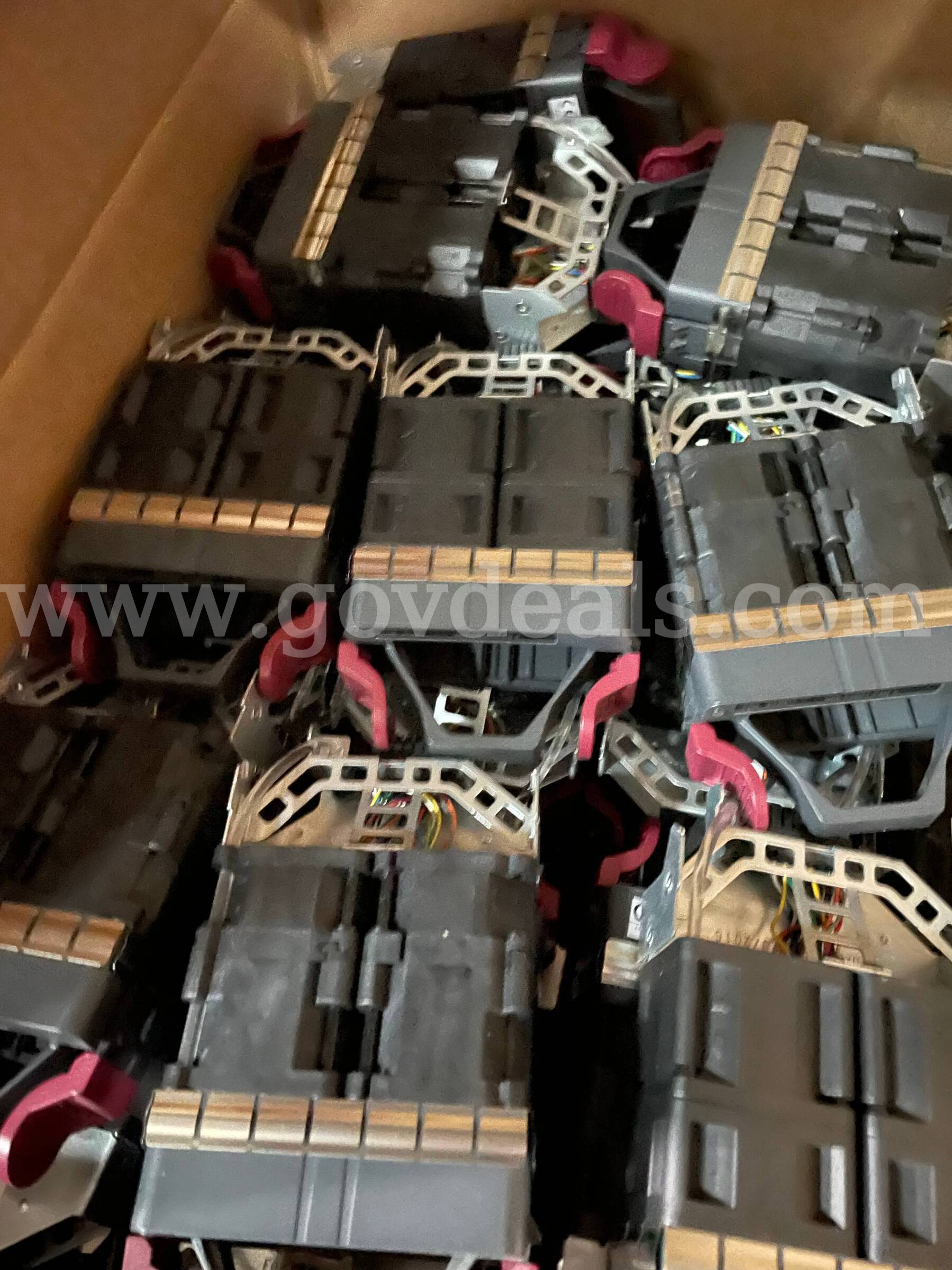 Large Lot of 81 Cisco Fan Modules – NXA-FAN, N6K, FPR4K Series – Data Center Cooling Components Cisco  Government Surplus Auction - Photo #2