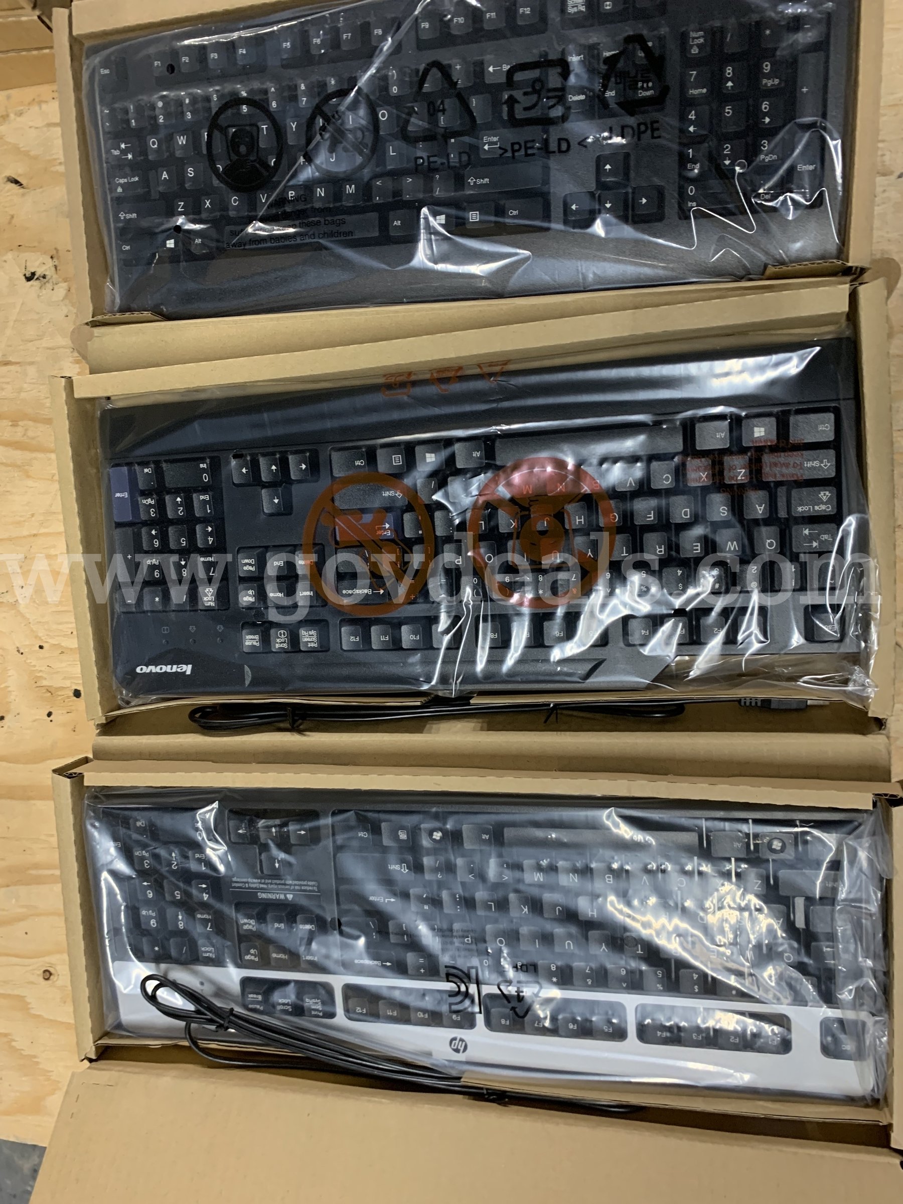 Lot of 39 NEW USB & PS/2 Keyboards – HP, Lenovo & IBM Business Keyboards – Unused HP  Government Surplus Auction - Photo #3