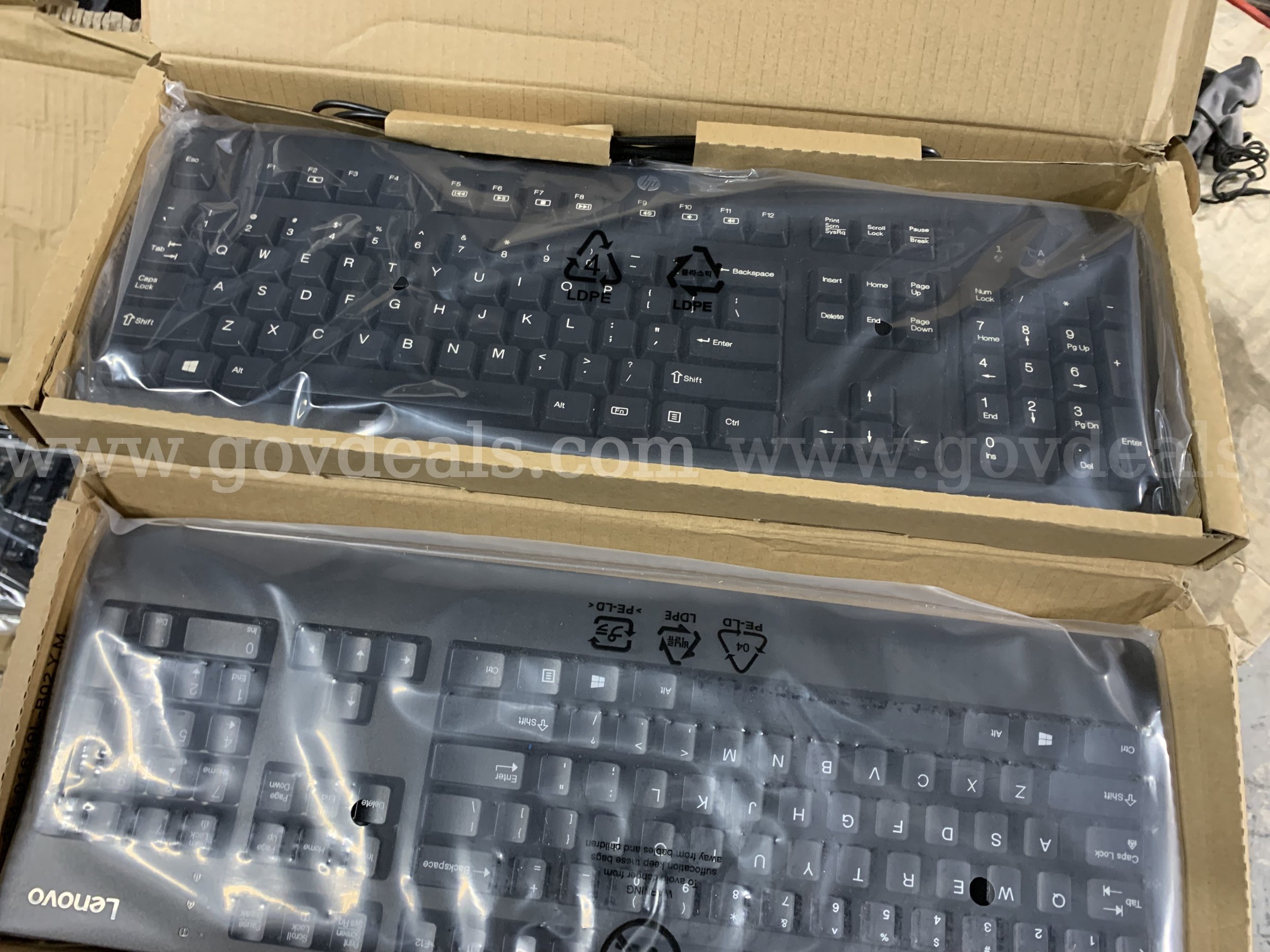 Lot of 39 NEW USB & PS/2 Keyboards – HP, Lenovo & IBM Business Keyboards – Unused HP  Government Surplus Auction - Photo #5