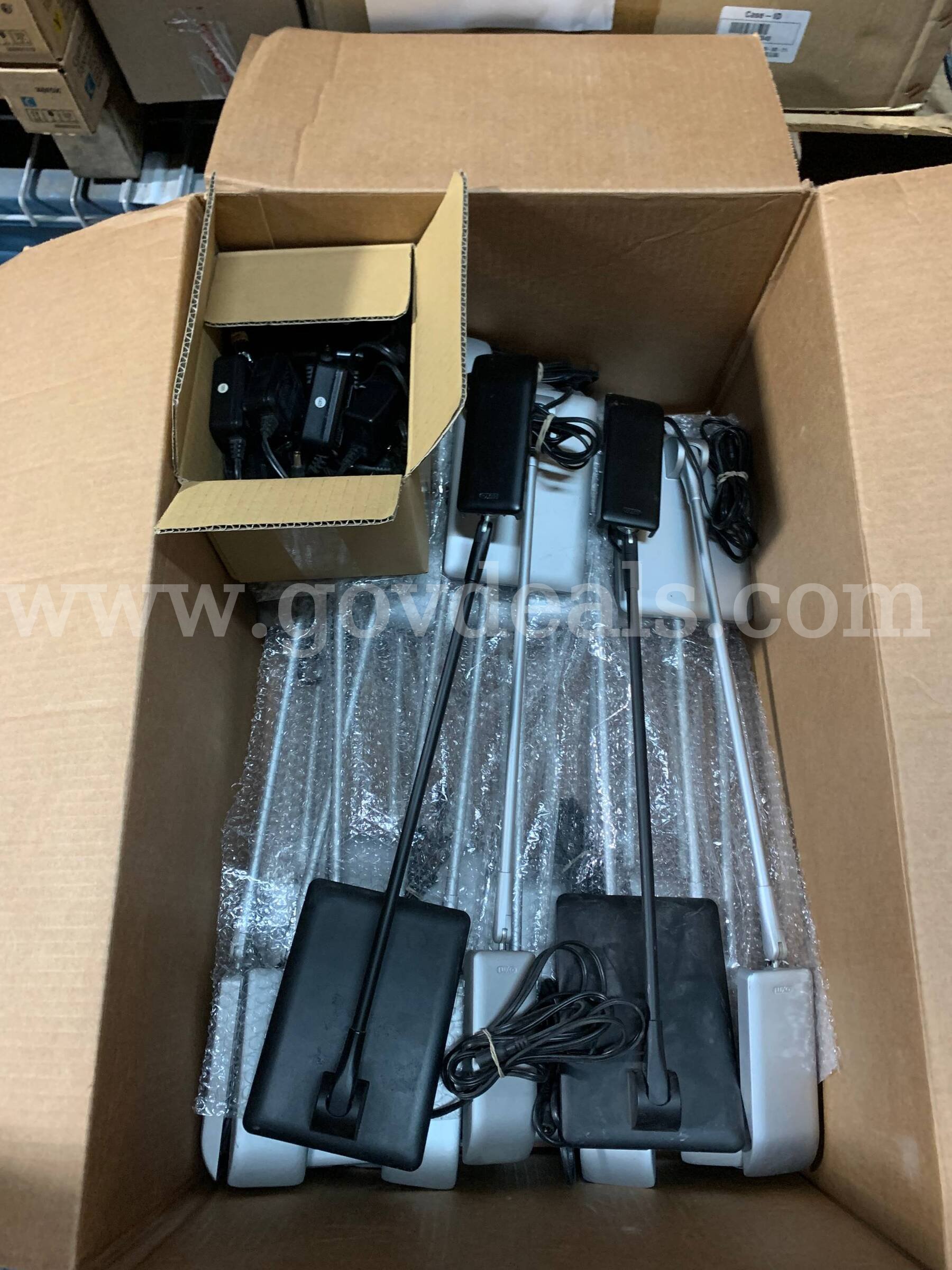 Lot of 34 Luxo Terea & Trace LED Lighting Units – Mixed Models & Configurations   Government Surplus Auction - Photo #4