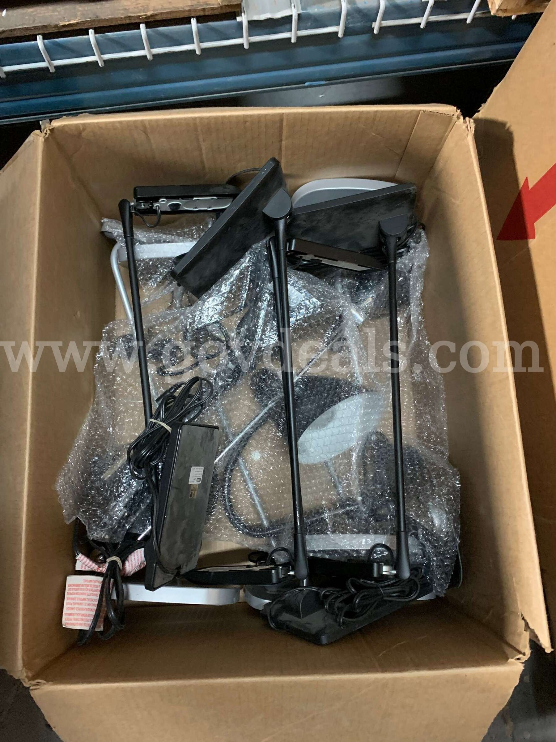 Lot of 34 Luxo Terea & Trace LED Lighting Units – Mixed Models & Configurations   Government Surplus Auction - Photo #5