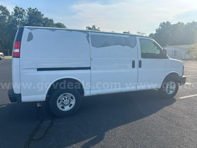 2012 CHEVY VAN CHEVY CHEVY Government Surplus Auction - Photo #4