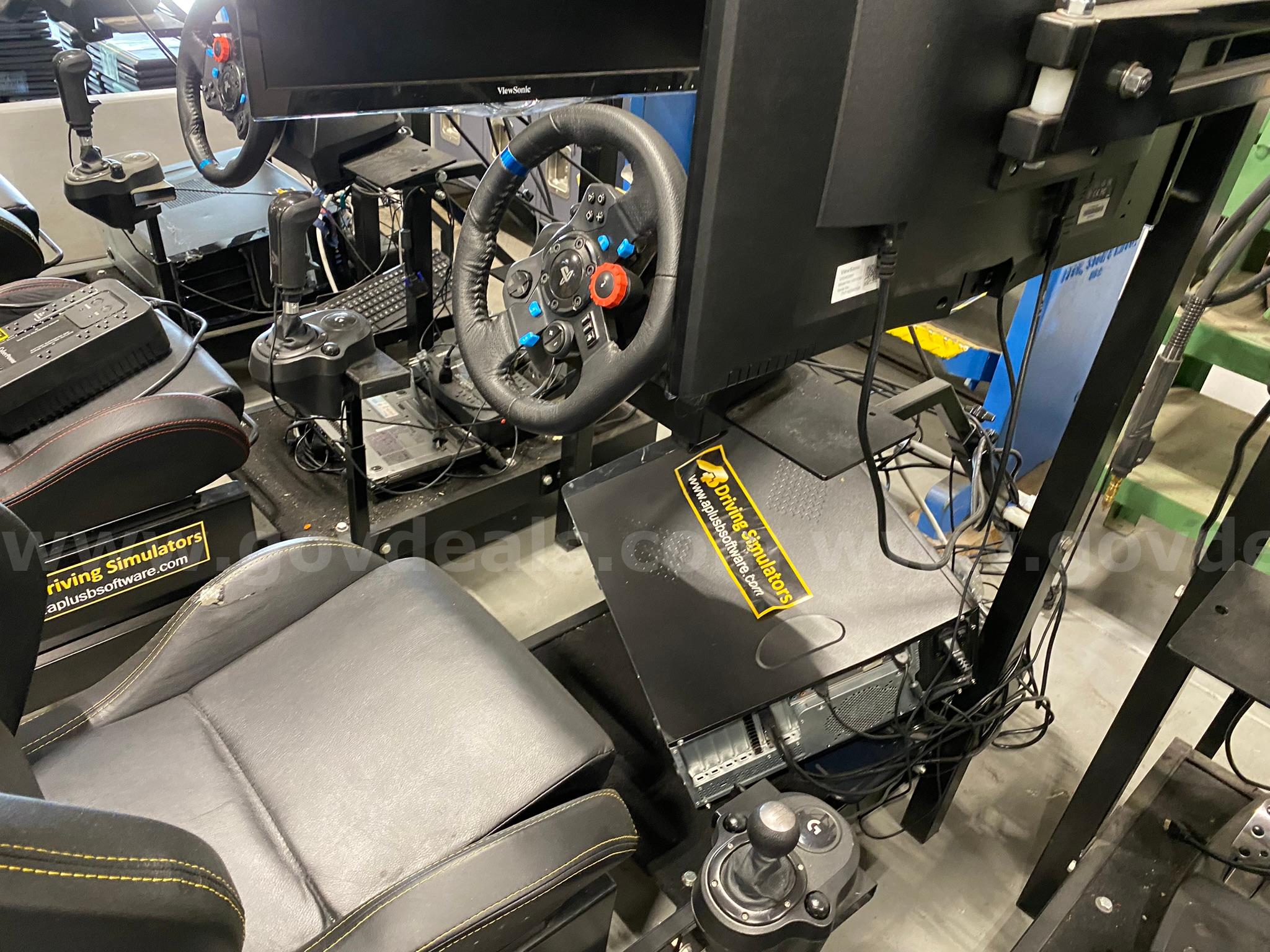 Simuride PE – Professional Driving Simulator Software & Hardware   Government Surplus Auction - Photo #3