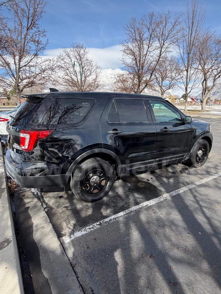 2016 FORD EXPLORER AWD RUNS AND DRIVES - SHIPPING AVAILABLE Ford EXPLORER Government Surplus Auction - Photo #5
