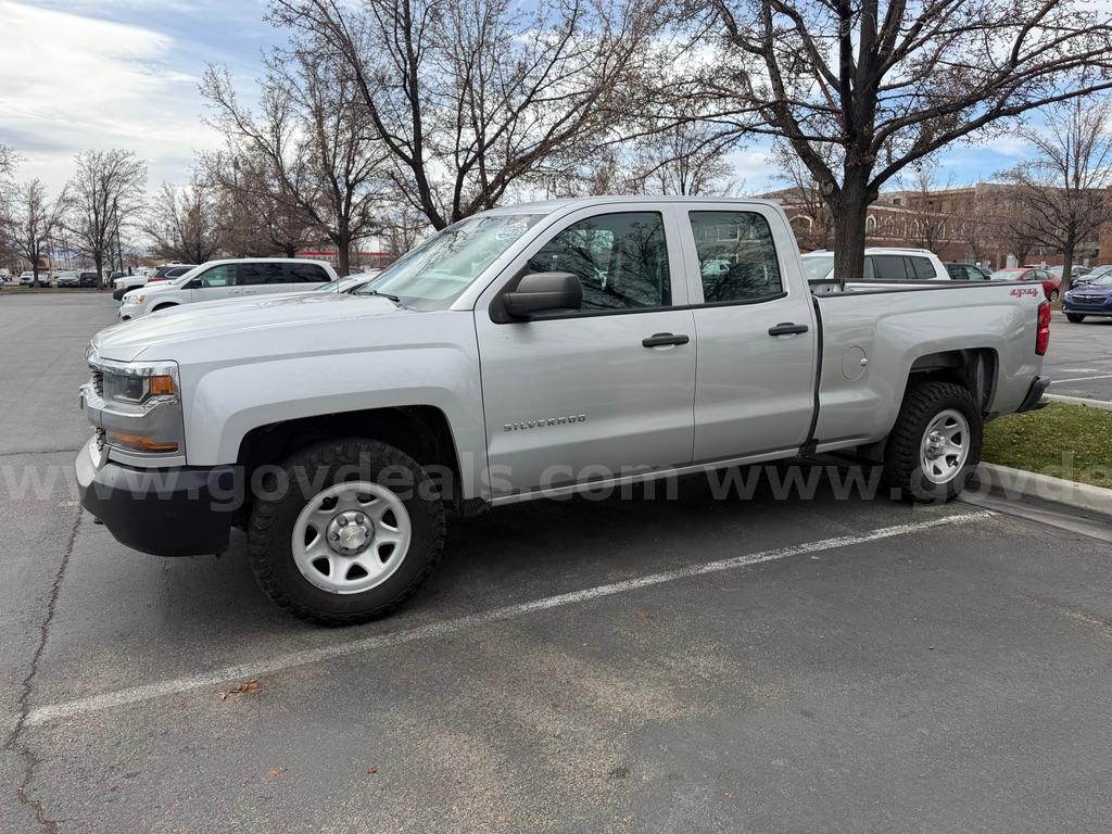 2018 CHEVROLET SILVERADO 1500 4WD RUNS AND DRIVES - SHIPPING AVAILABLE Chevrolet SILVERADO Government Surplus Auction - Photo #2