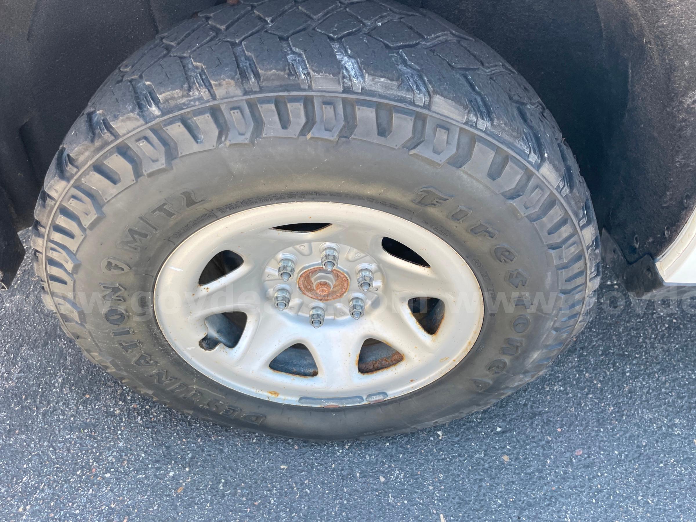 2018 CHEVROLET SILVERADO 1500 4WD RUNS AND DRIVES - SHIPPING AVAILABLE Chevrolet SILVERADO Government Surplus Auction - Photo #6
