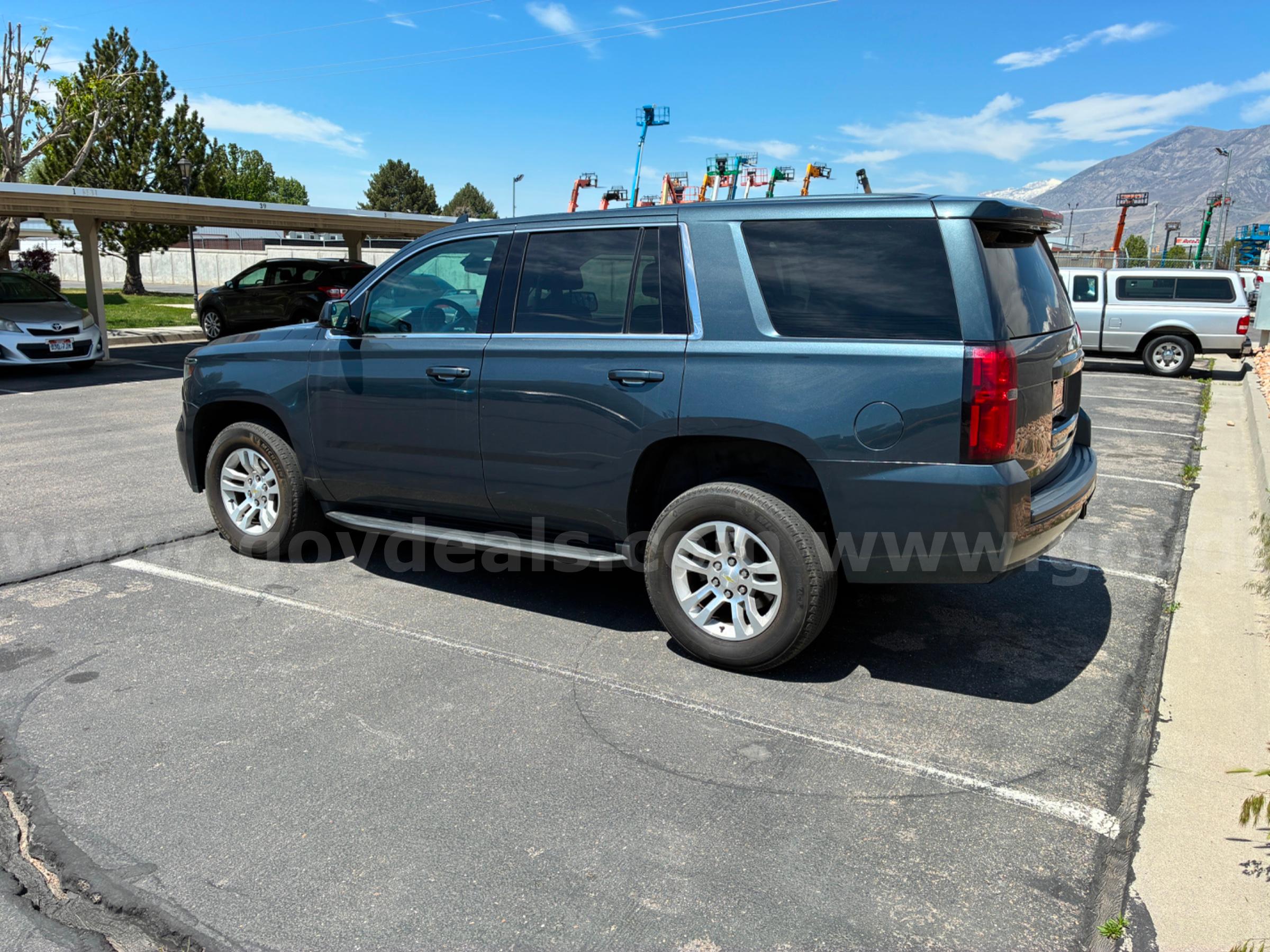 2019 CHEVROLET TAHOE RUNS AND DRIVES - SHIPPING AVAILABLE Chevrolet TAHOE Government Surplus Auction - Photo #4