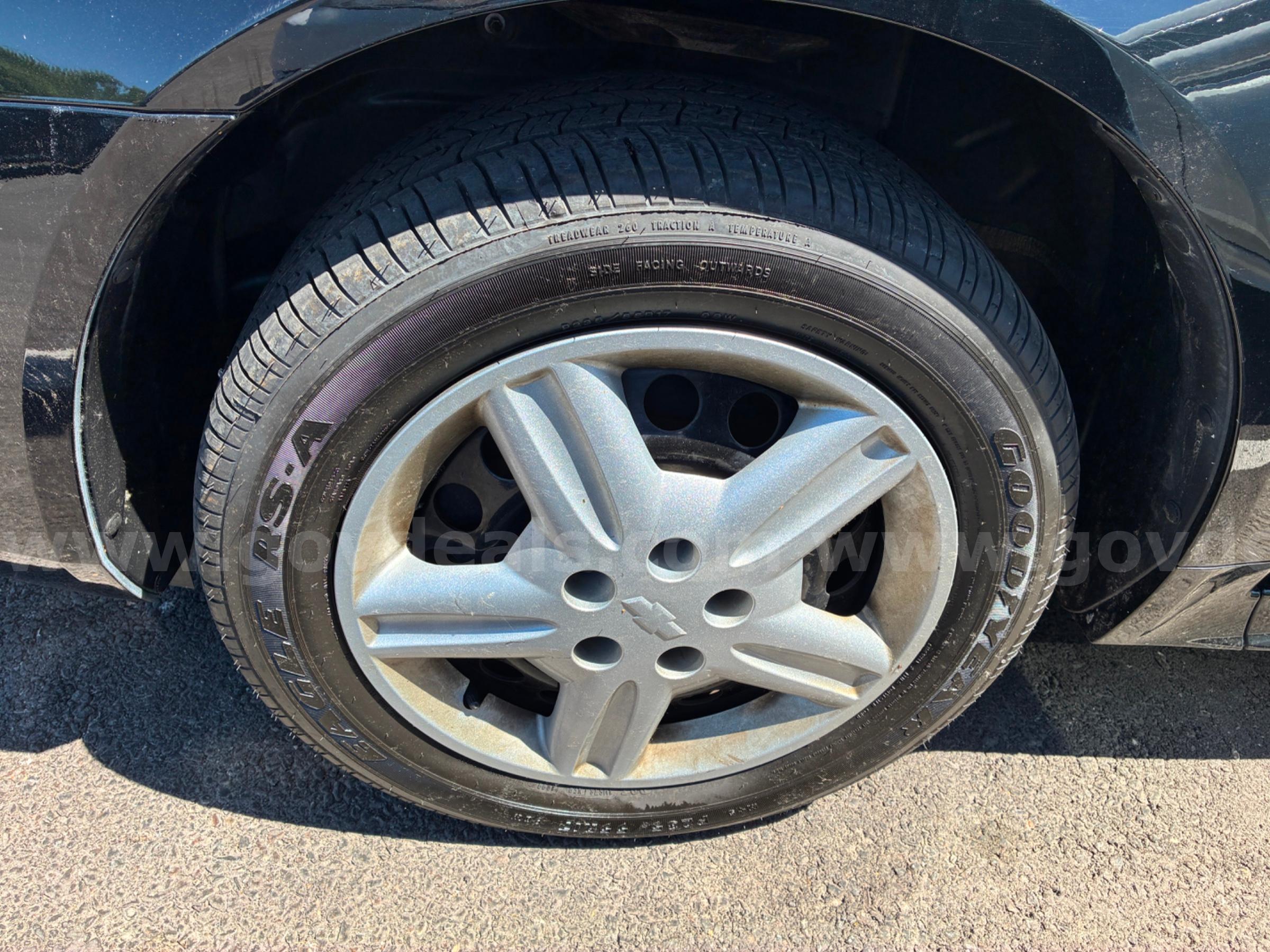 2014 CHEVROLET IMPALA RUNS AND DRIVES - SHIPPING AVAILABLE Chevrolet IMPALA Government Surplus Auction - Photo #5