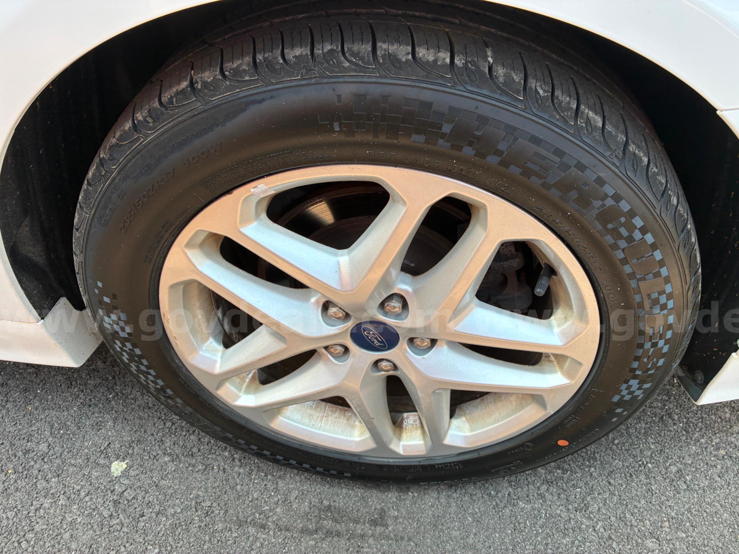 2013 FORD FUSION RUNS AND DRIVES - SHIPPING AVAILABLE Ford FUSION Government Surplus Auction - Photo #6