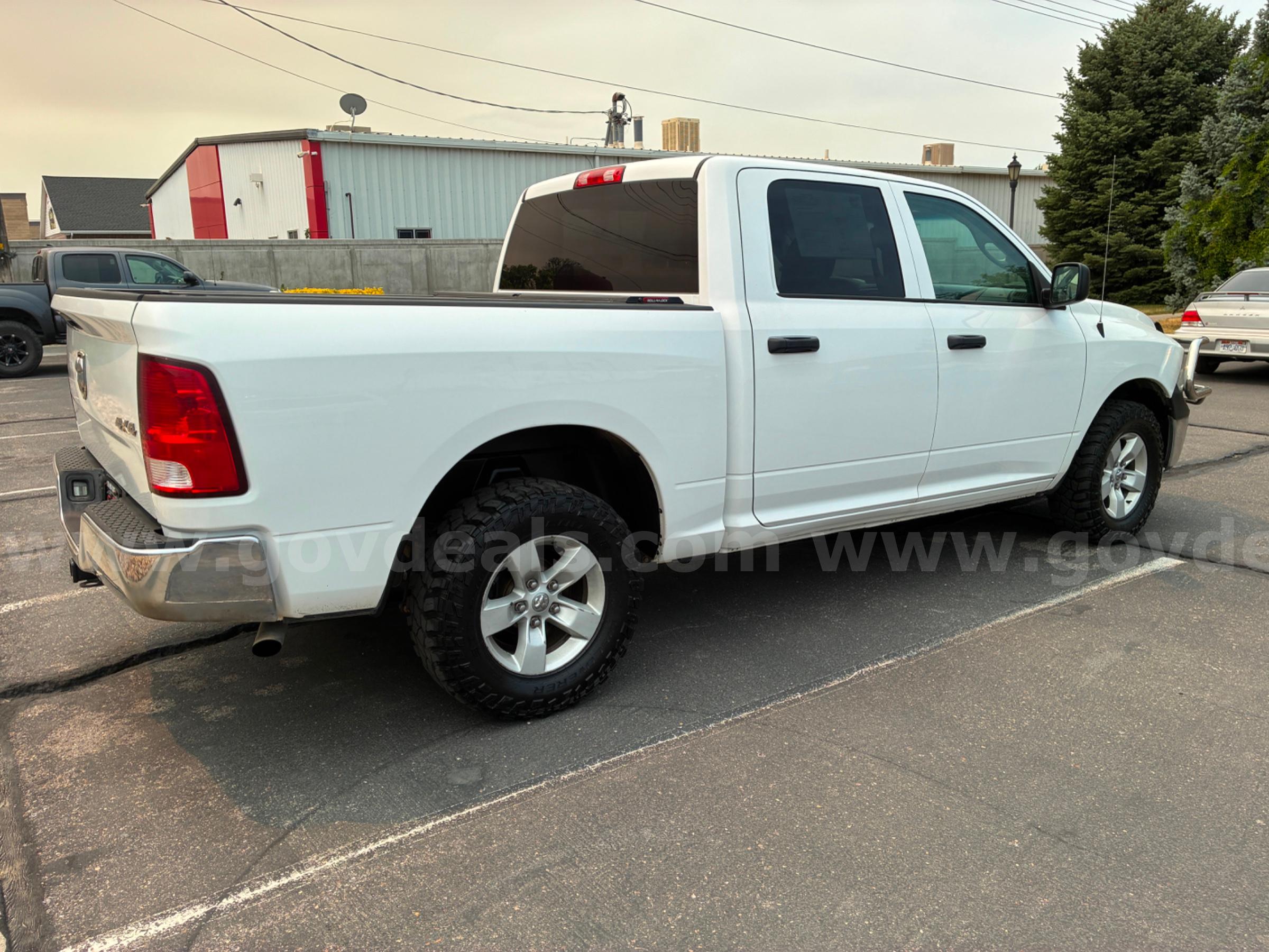 2020 RAM 1500 4WD RUNS AND DRIVES - SHIPPING AVAILABLE RAM RAM 1500 Government Surplus Auction - Photo #3