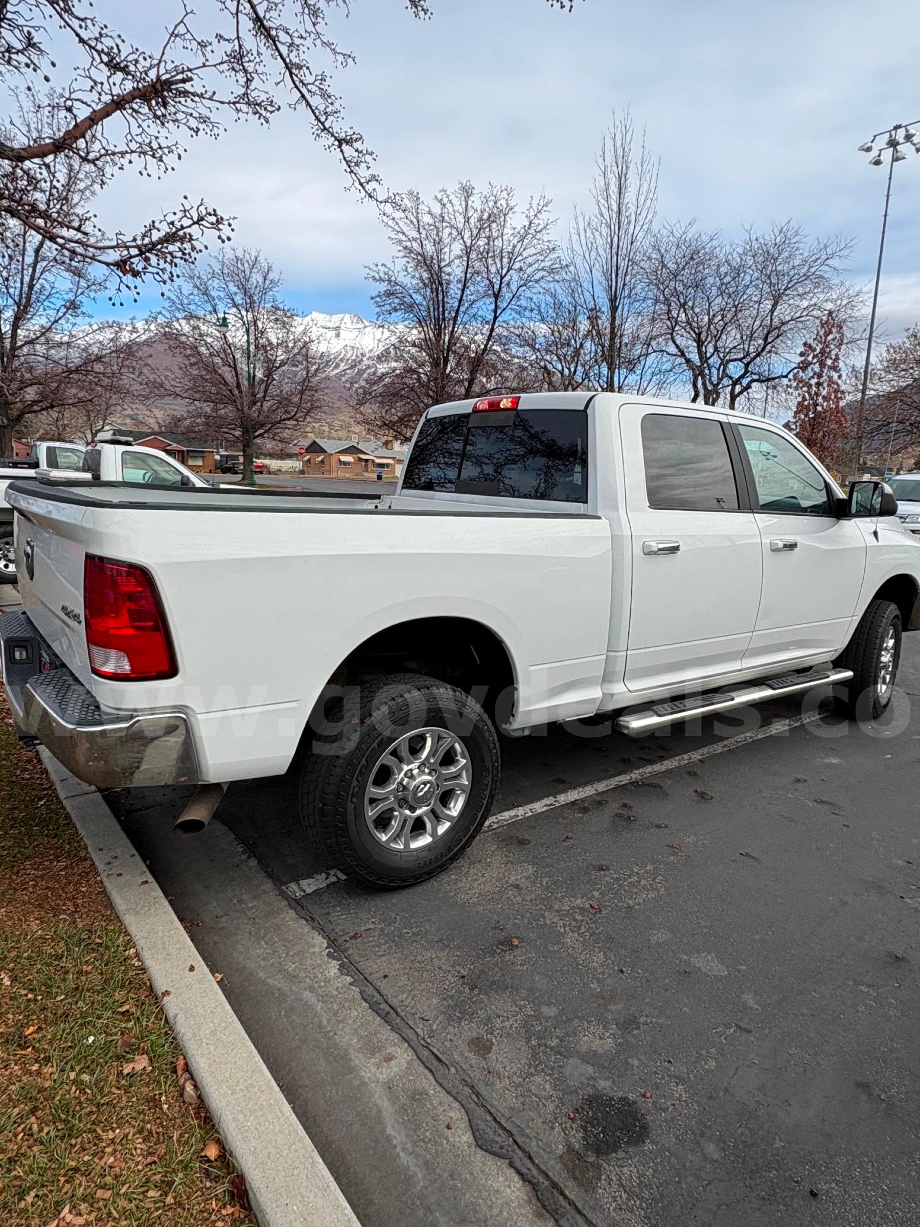 2018 RAM 2500 4x4 RUNS AND DRIVES - SHIPPING AVAILABLE RAM RAM 2500 Government Surplus Auction - Photo #5