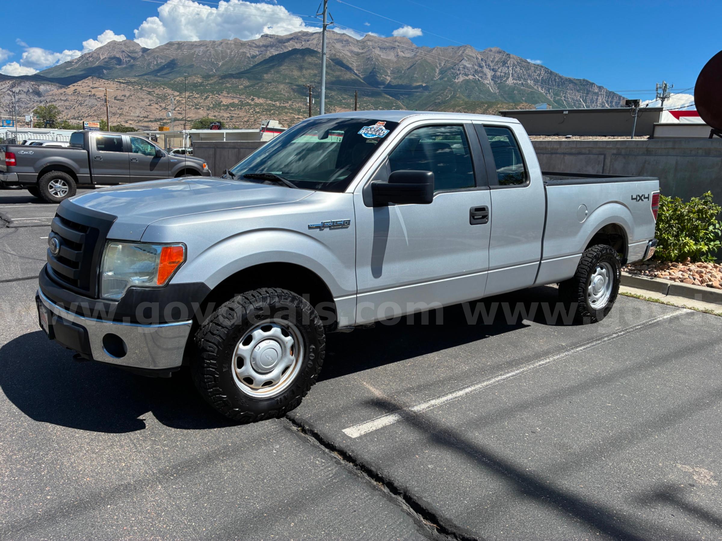 2012 FORD F-150 XL EXTENDED CAB RUNS AND DRIVES - SHIPPING AVAILABLE Ford F-150 Government Surplus Auction - Primary Photo