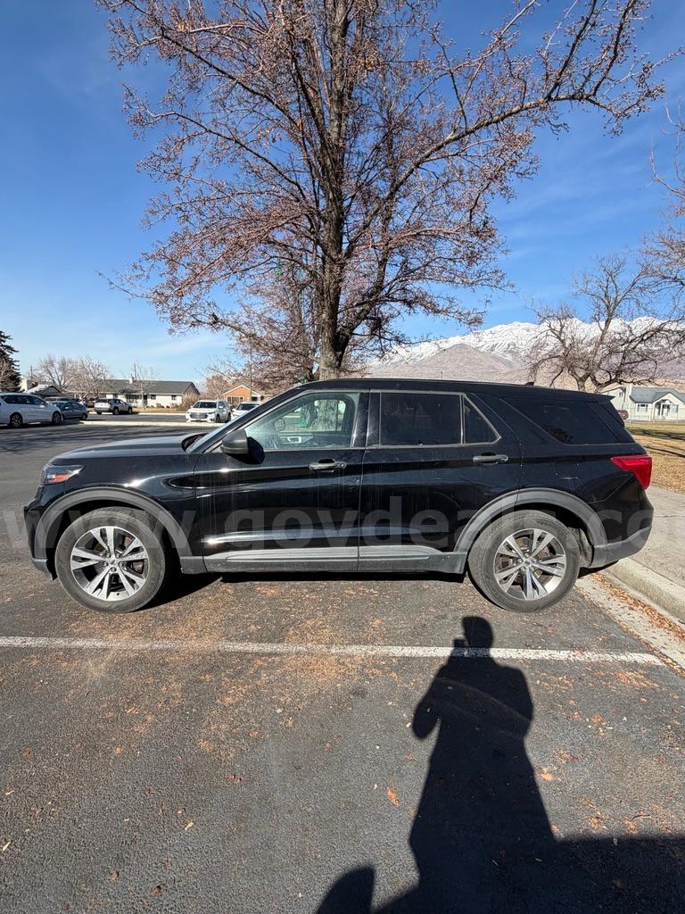 2020 FORD EXPLORER HYBRID AWD - SHIPPING AVAILABLE Ford EXPLORER Government Surplus Auction - Photo #2