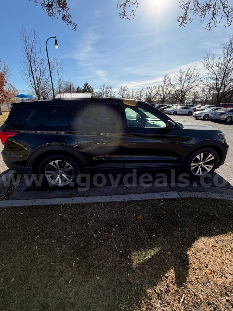 2020 FORD EXPLORER HYBRID AWD - SHIPPING AVAILABLE Ford EXPLORER Government Surplus Auction - Photo #6