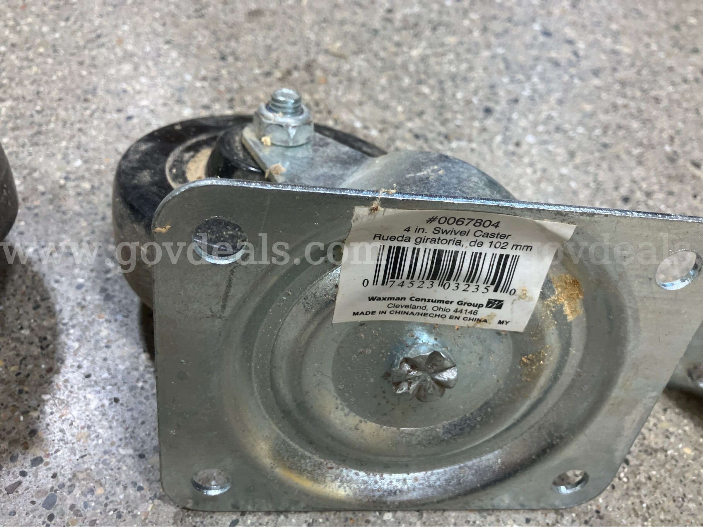 Set of 5 Heavy Duty Caster Wheels – 4" & 2" (Swivel, Locking, Rigid)   Government Surplus Auction - Photo #4