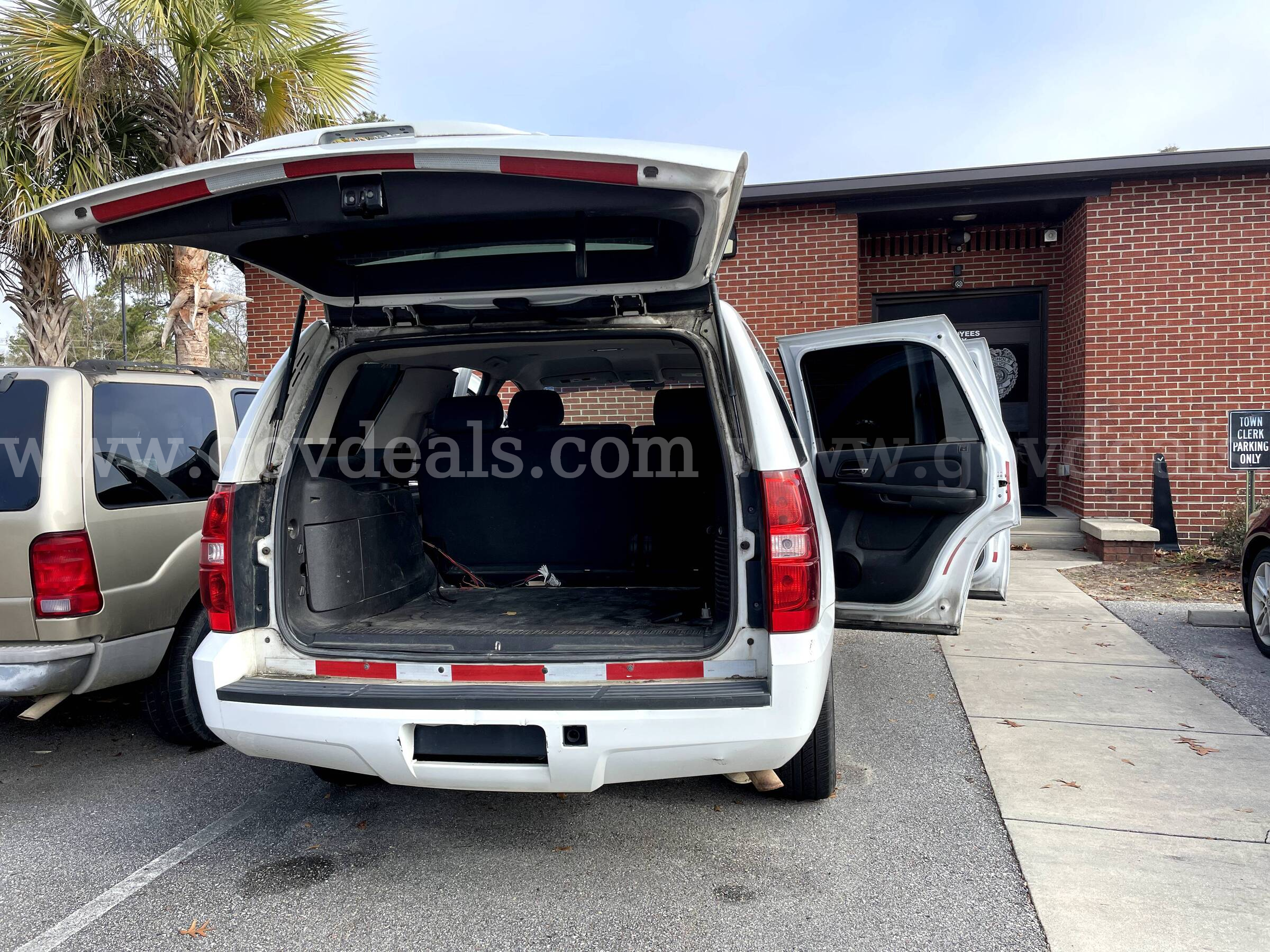 2009 Chevrolet Tahoe Chevrolet Tahoe Government Surplus Auction - Photo #6