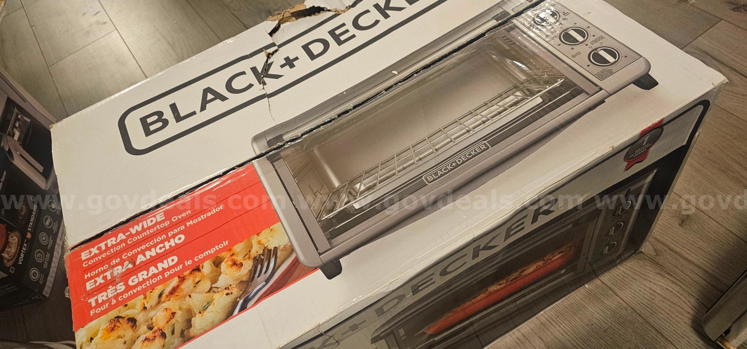 BLACK+DECKER Extra-Wide 8 Slice Stainless Steel Toaster Oven - NEW BLACk + DECKER  Government Surplus Auction - Photo #2