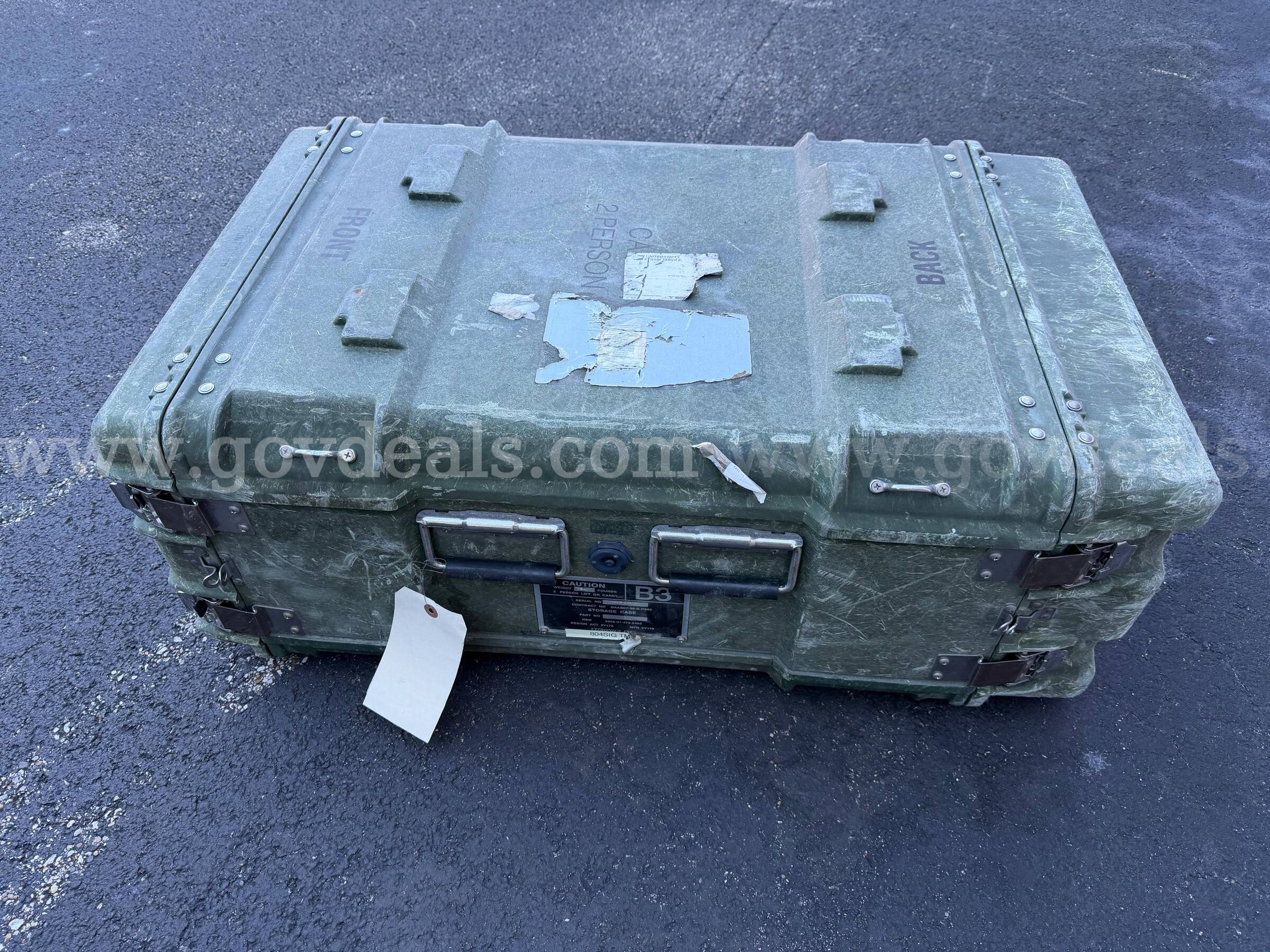 U.S. ARMY Military THERMODYNE HARD TRANSPORTATION CASE HUGE SIZE COLOR GREEN USED Case  Government Surplus Auction - Primary Photo