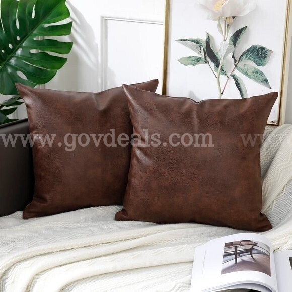 LOT OF 2 BOXES OF 20 (TOTAL OF 40 PCS) Faux Leather Decorative Throw Pillow Covers Modern Outdoor Color DARK BROWN NIB   Government Surplus Auction - Photo #3