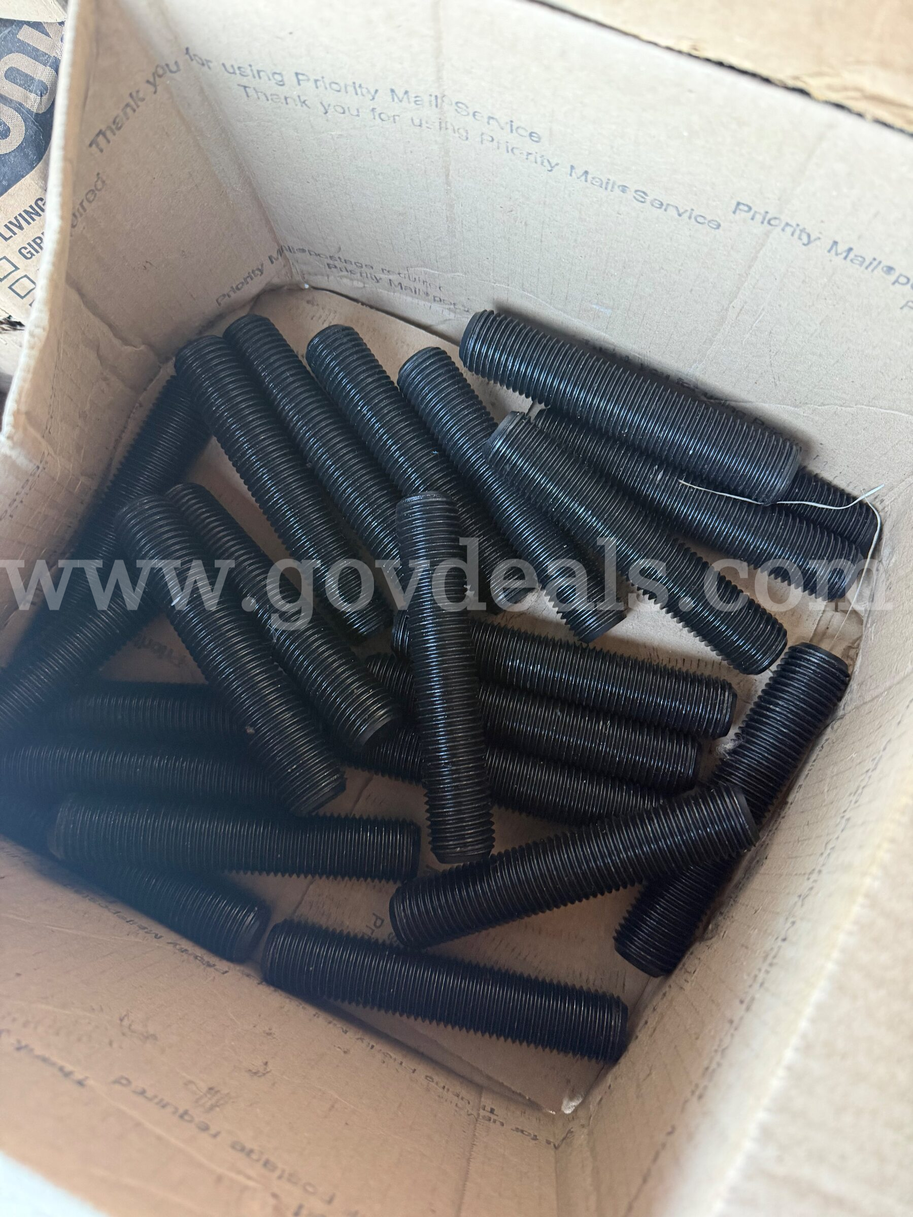 LOT OF 24 1 1/8"-8 x 6" O/A A193 Grade B7 All Threaded Stud Plain PN:568854  A193 Government Surplus Auction - Photo #2