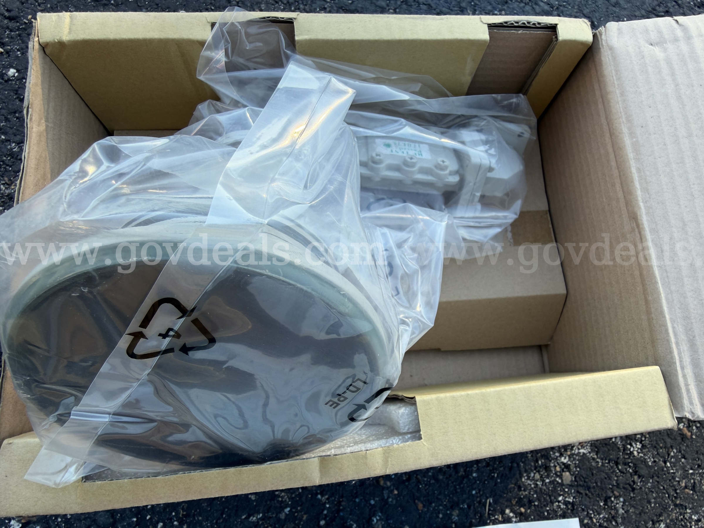 SKYWARE GLOBAL Ku RxTx FEED ASSY 33 DEGw/MTG BLOCKREV:A01 BRAND NEW IN BOX *WILL SHIP*   Government Surplus Auction - Photo #6