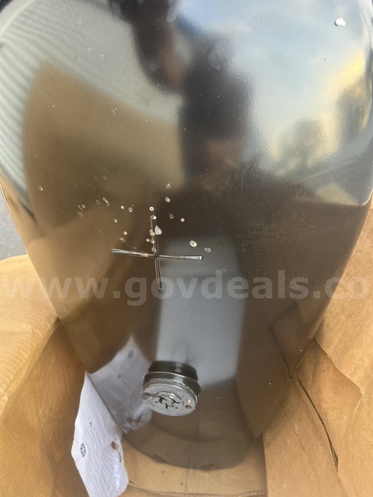 GE LIGHTING SYSTEM M400 LUMINAIRE W/CUTOFF OPTICS WITH PE RECEPTACLE MSCL40S0A22  M400 Government Surplus Auction - Photo #5