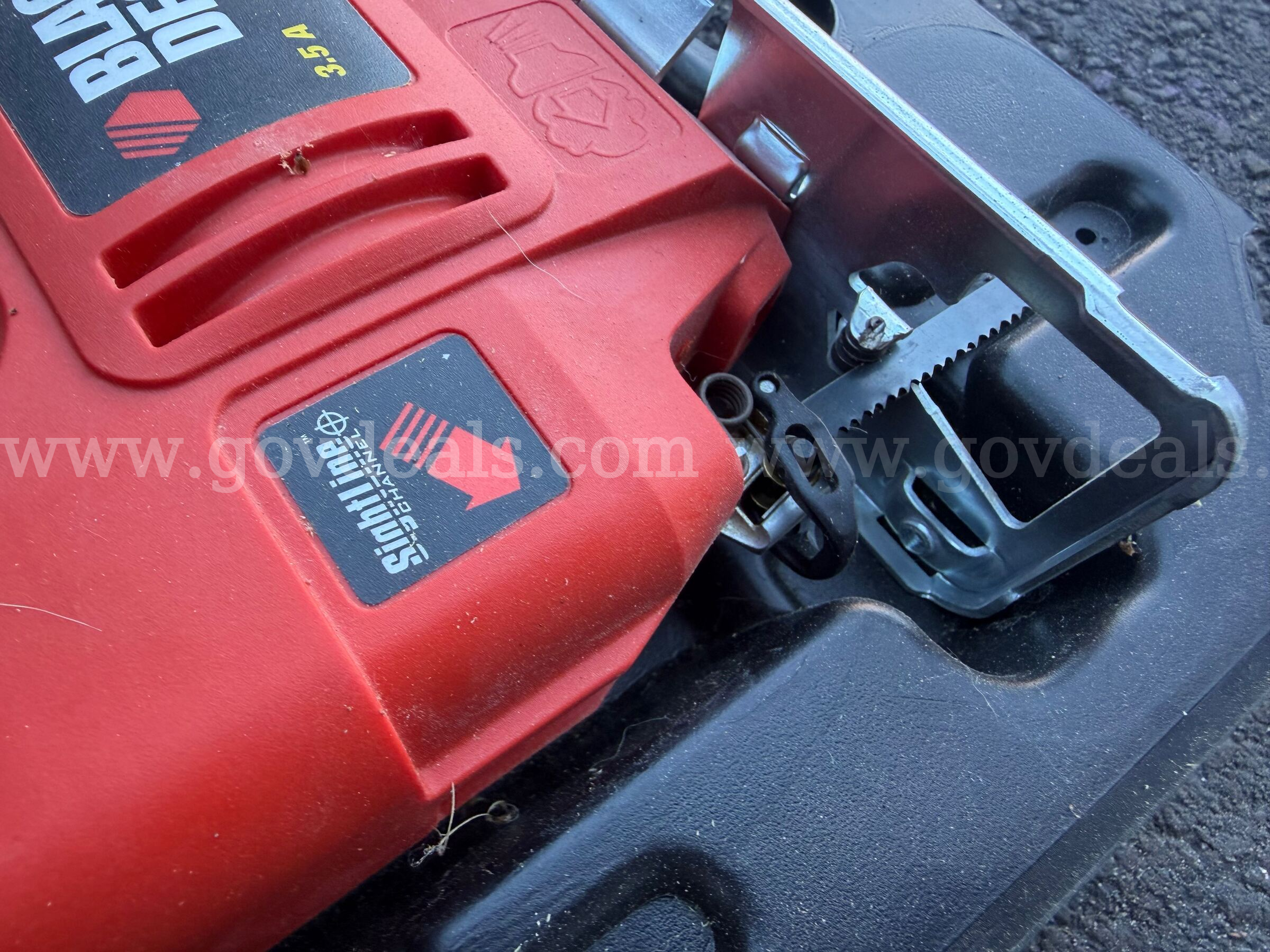 BLACK&DECKER JIG SAWS 3.5A QUICK CLAMP VARIABLE SPEED LOOKS LIKE NEVER USED *WILL SHIP*   Government Surplus Auction - Photo #5