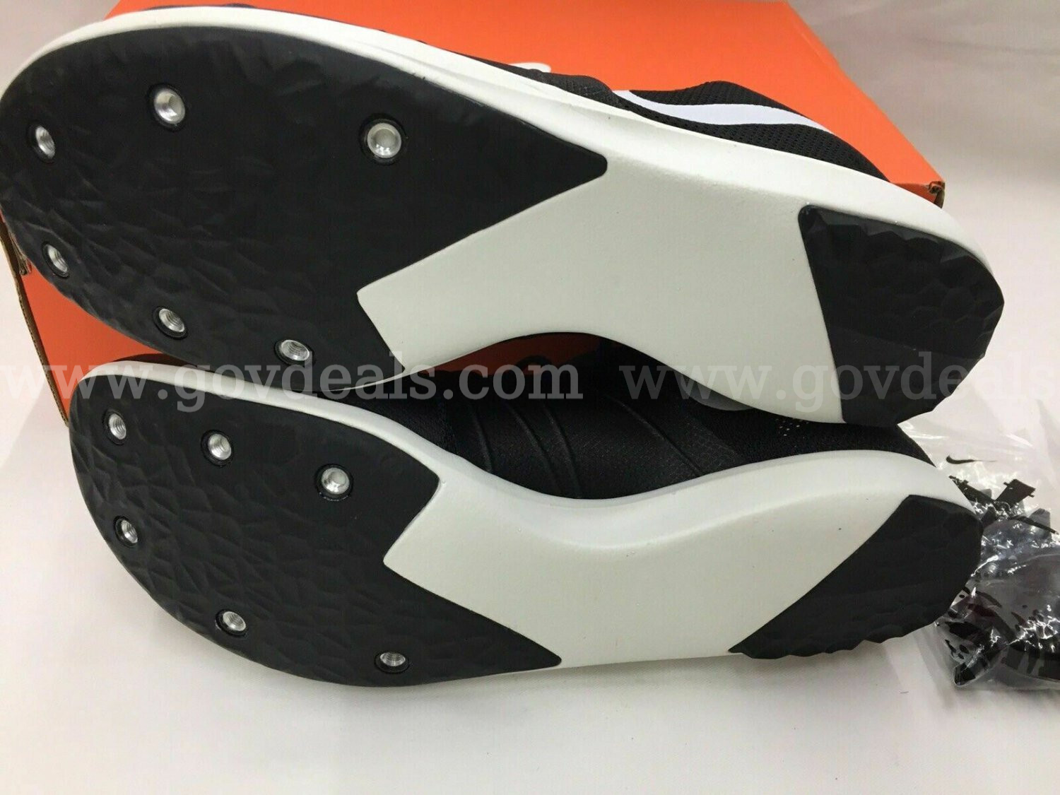 Nike Zoom Forever XC 5 Track Shoes Spikes Men’s 8.5 WMNS 10 Black 904723-001 $90 *WILL SHIP*   Government Surplus Auction - Photo #3