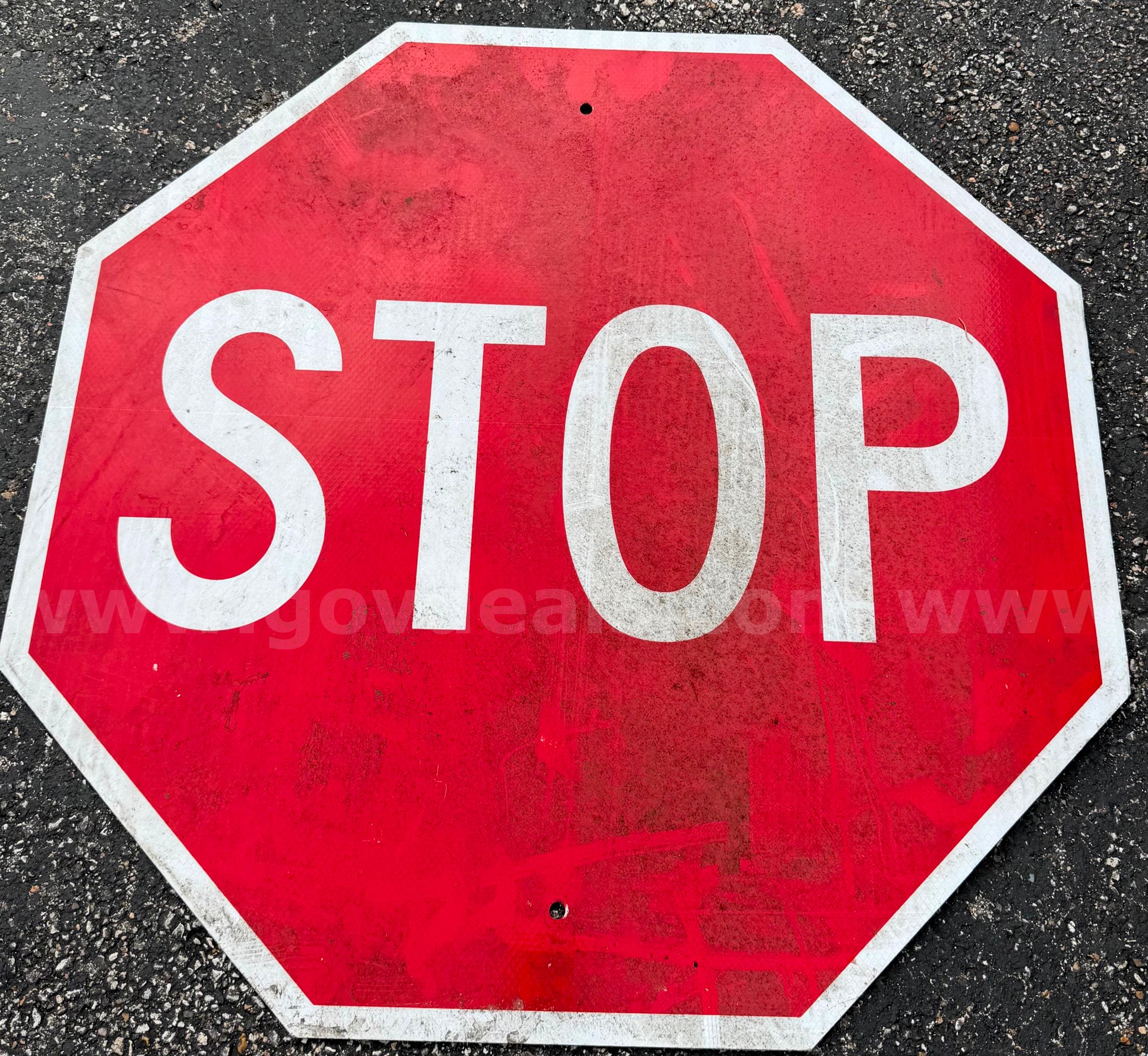 STOP sign big size made from metal/aluminum   Government Surplus Auction - Photo #5