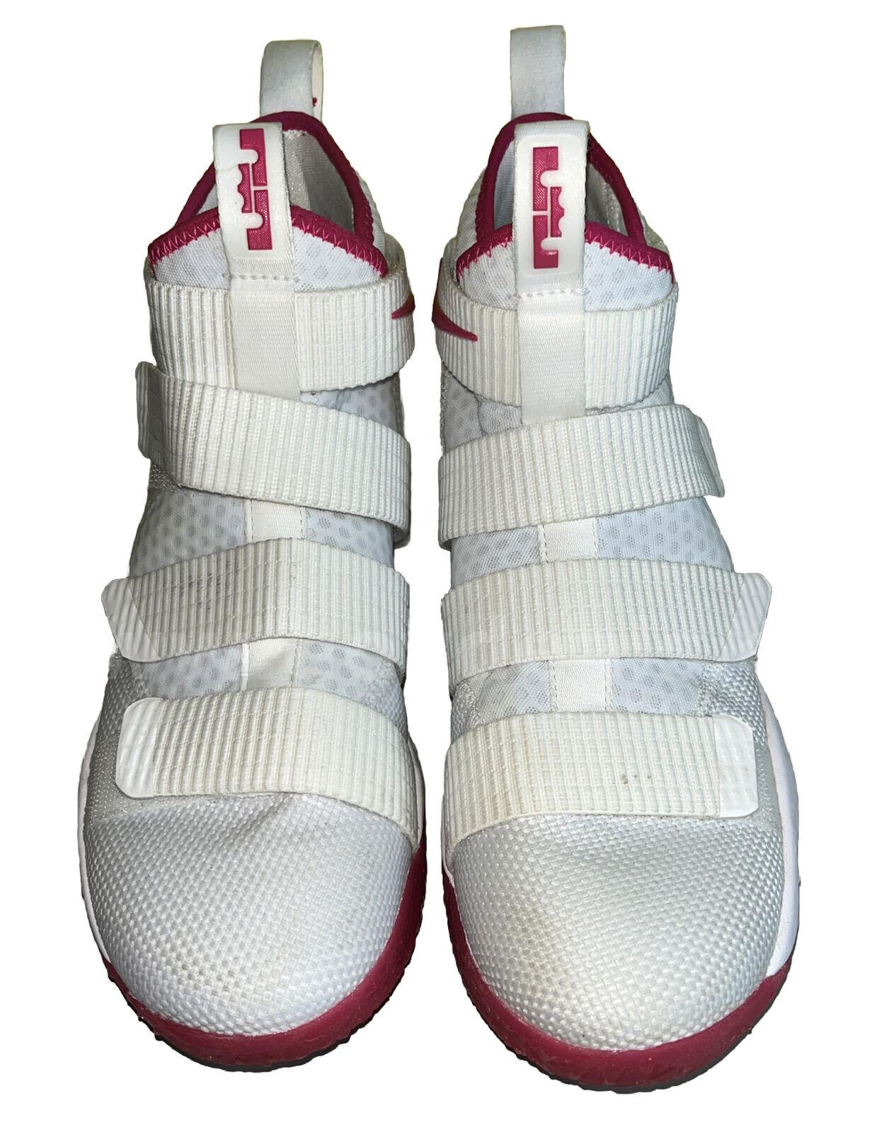 RARE/Nike Lebron Soldier Mens 17 XI TB Promo Basketball Shoes White 16.5 NEW *WILL SHIP*   Government Surplus Auction - Primary Photo