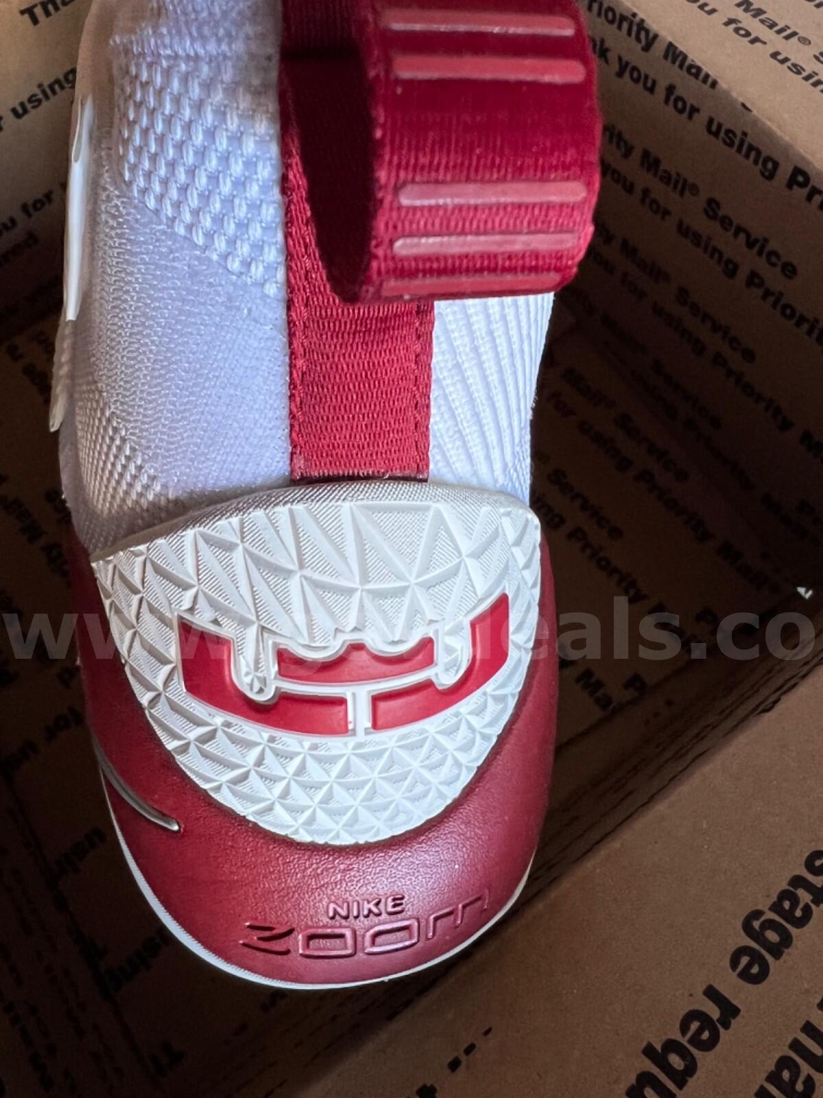 RARE/Nike Lebron Soldier Mens 17 XI TB Promo Basketball Shoes White 16.5 NEW *WILL SHIP*   Government Surplus Auction - Photo #4