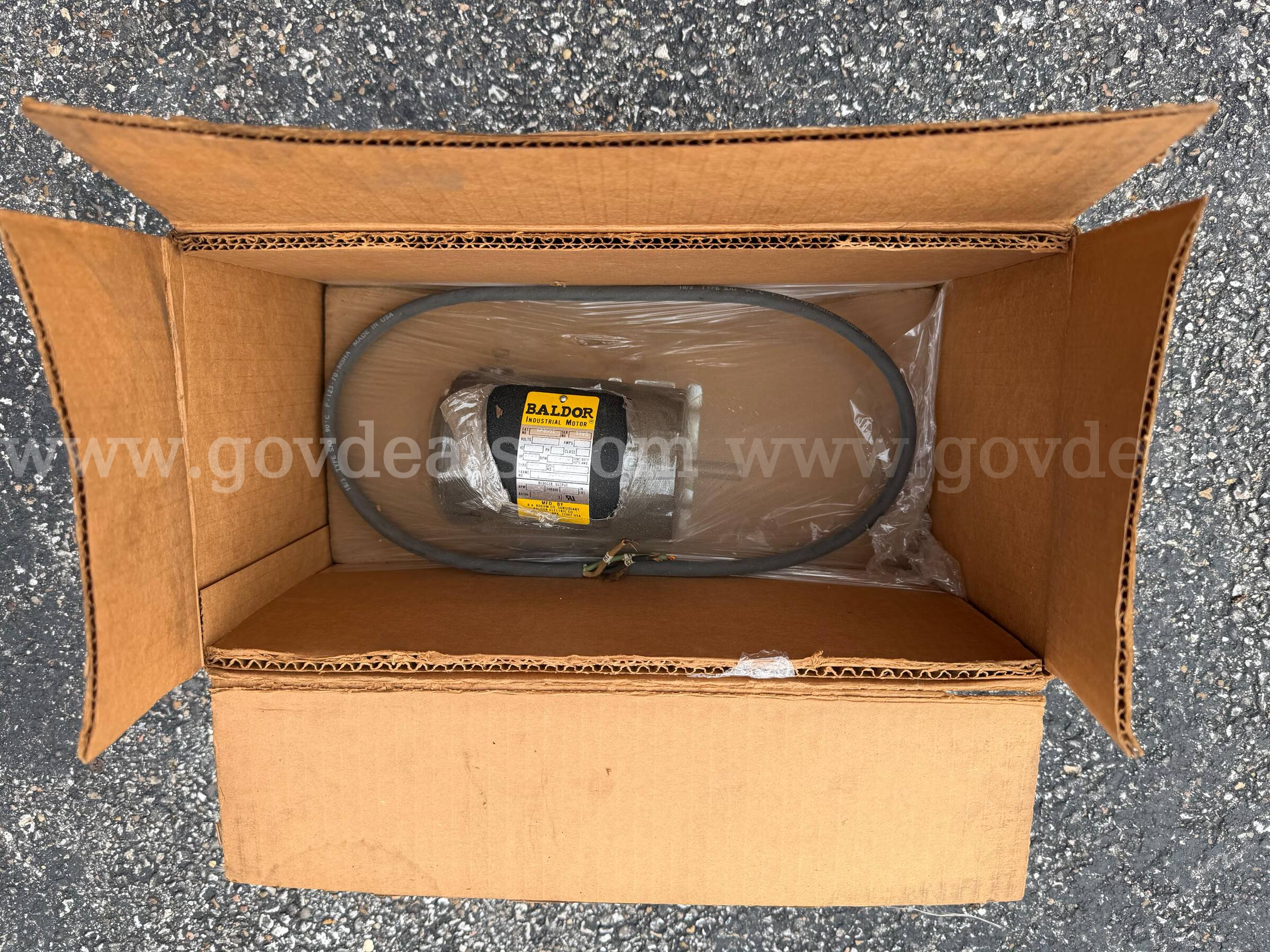 BALDOR DIRECT CURRENT MOTOR 90V MODEL AP3001 H.P. 1/15 1725 R.P.M. NEW IN BOX *WILL SHIP*  AP3001 Government Surplus Auction - Photo #5