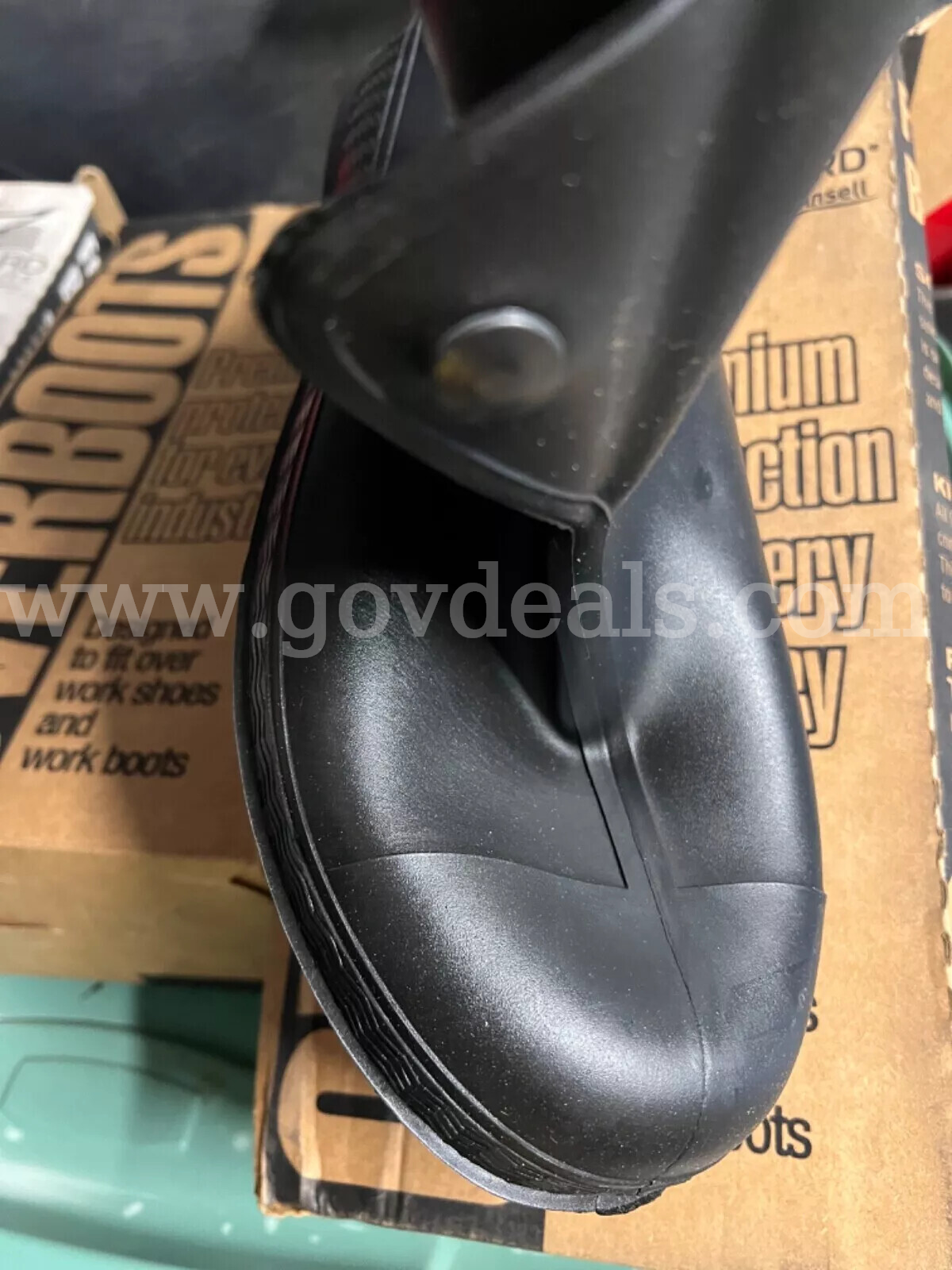 Onguard Overboots , 2X-Large , Workers Boots 10 In, Pvc, Black 86020 NEW IN BOX *WILL SHIP*   Government Surplus Auction - Photo #5