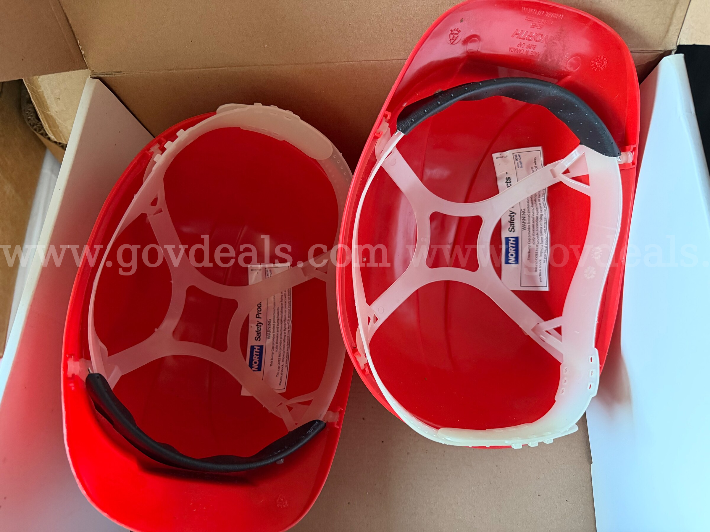 LOT OF 2 HARD HAT/Bump Caps - red safety bump cap NORTH SAFETY PRODUCTS BC89150000 NEW *WILL SHIP*   Government Surplus Auction - Photo #5