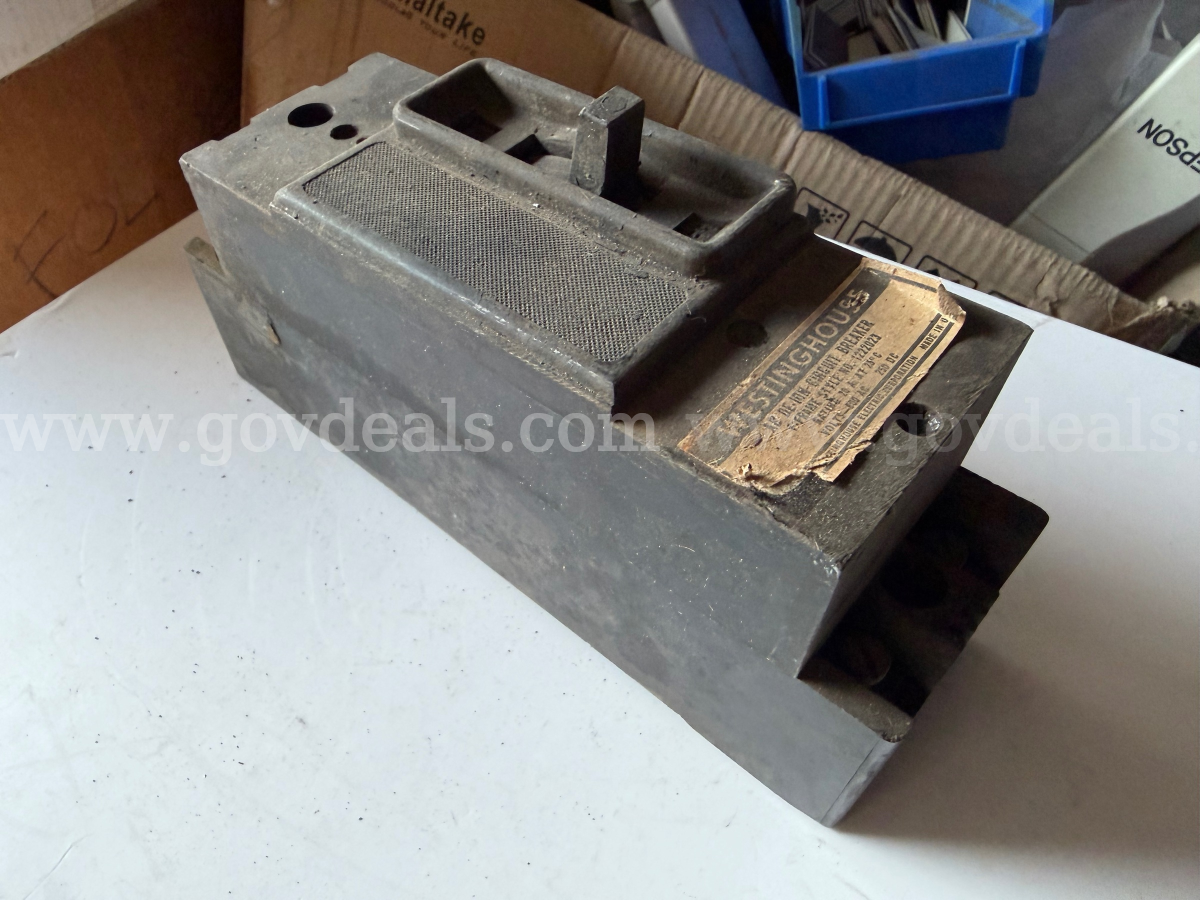 WESTINGHOUSE AC DE-ION 2P CIRCUIT BREAKER 20A FRAME F STYLE NO.1222023 *WILL SHIP*   Government Surplus Auction - Photo #2