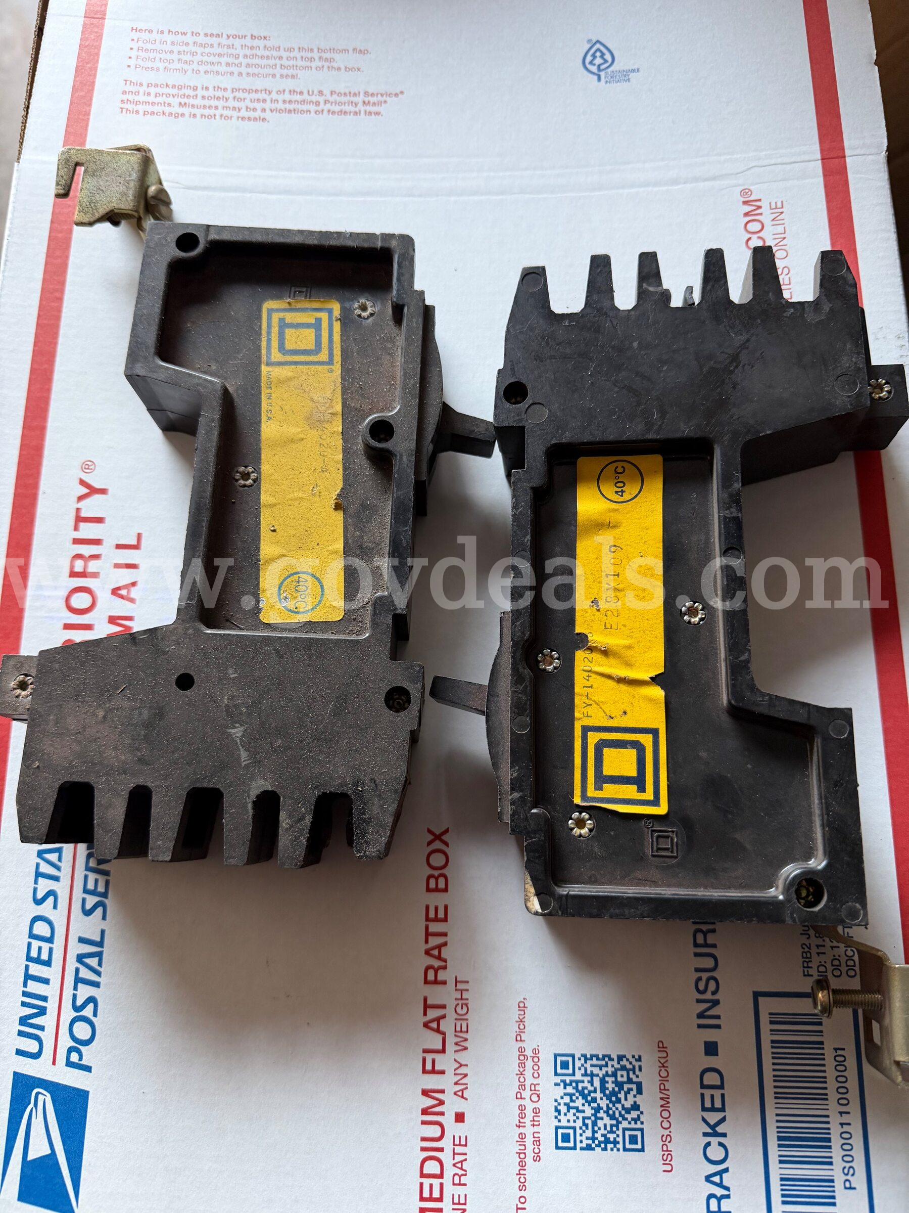 LOT OF 2 Square D FY-14020-A Circuit Breaker 20A 1P 277V FY 20 Amp 1 Pole 277 Volt  MADE IN USA *WILL SHIP*  277V Government Surplus Auction - Photo #5