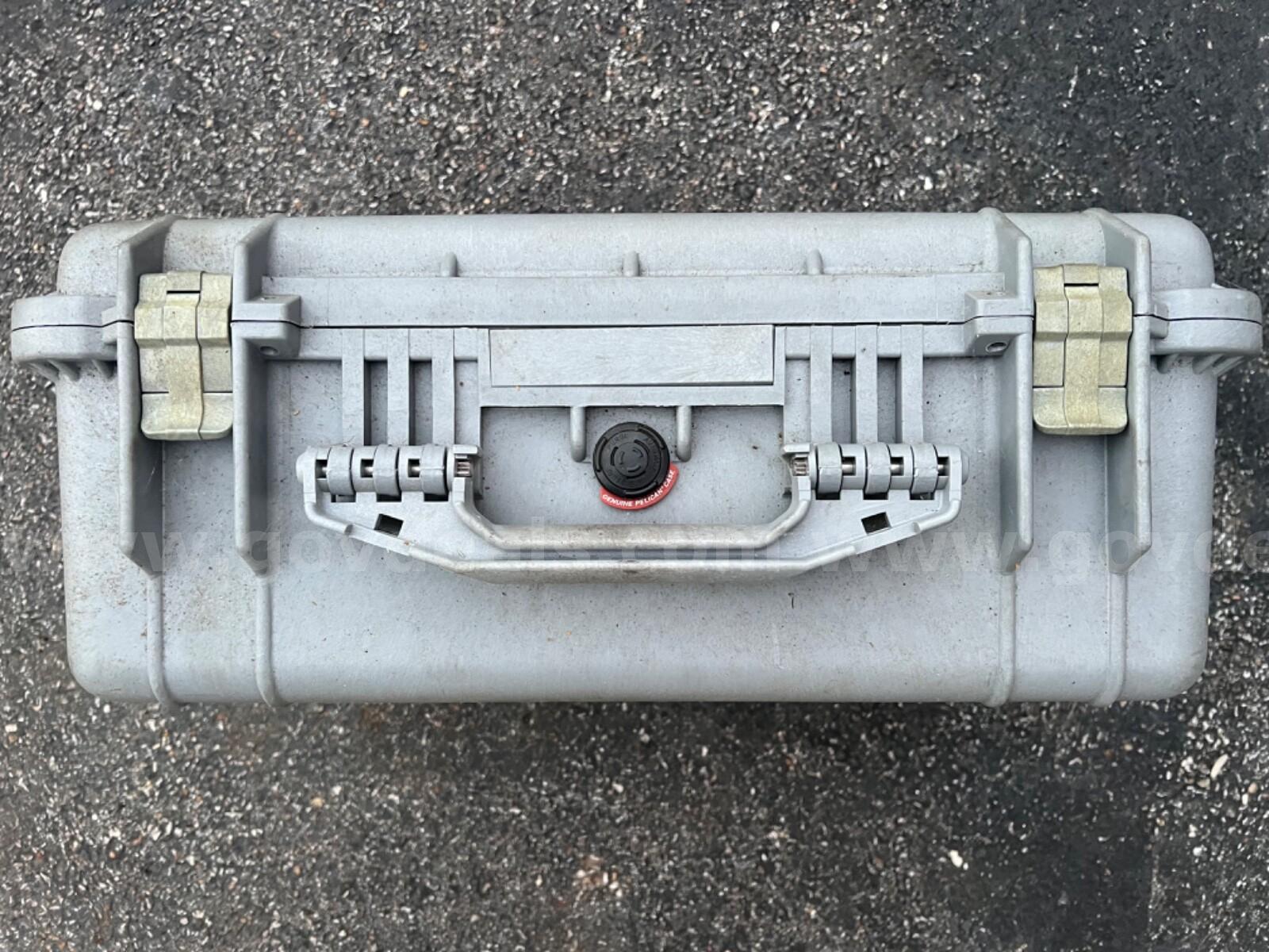 LASER BRACKETS TOOLS WITH PELICAN 1550 PROTECTOR TRANSPORTATION CASE *will ship* Case 1550 Government Surplus Auction - Photo #2