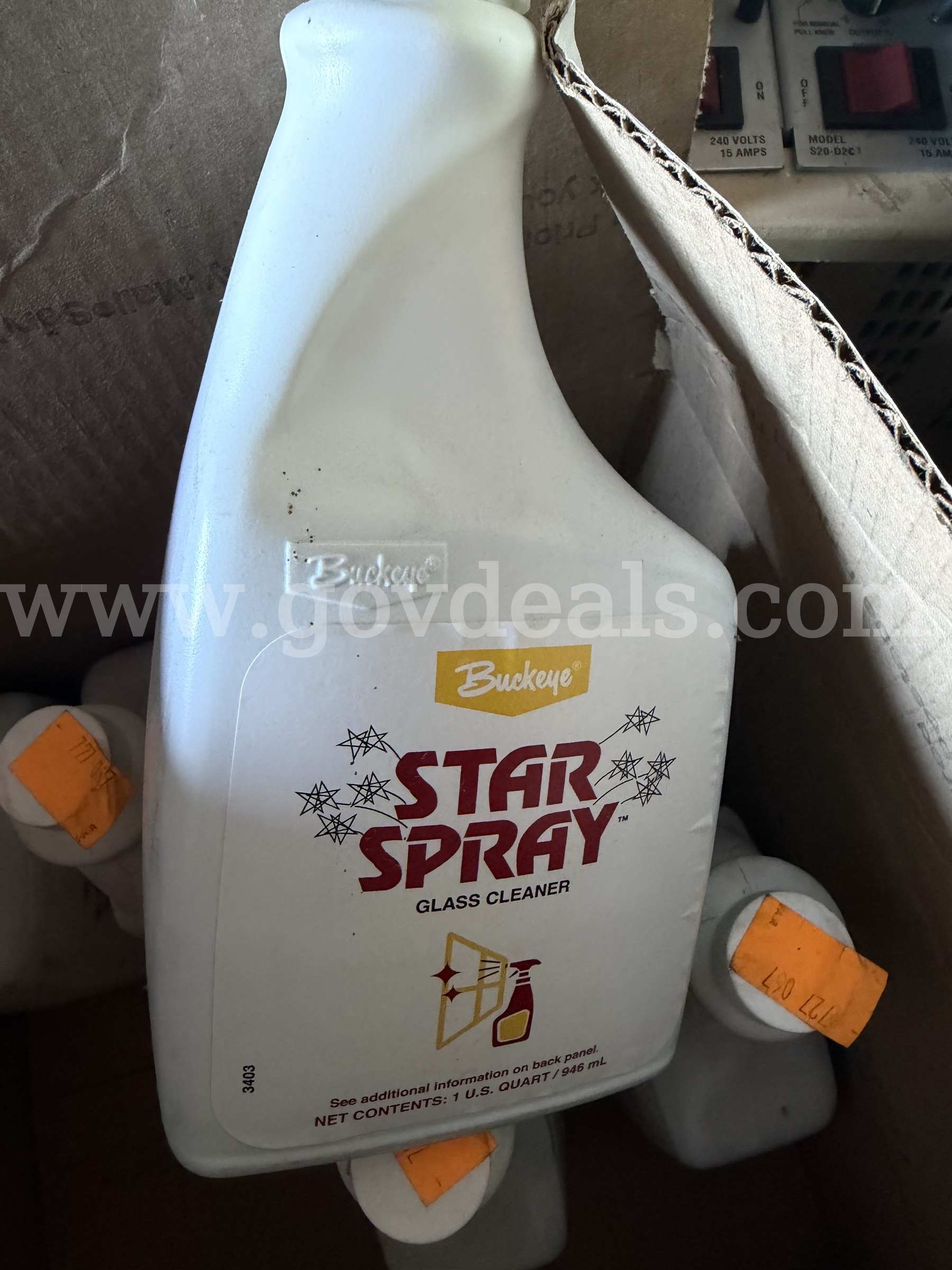 LOT OF 7 Buckeye® Star Spray™ Concentrated Glass Cleaner 1U.S.QUART/946 ml /PER BOTTLE  946 Government Surplus Auction - Primary Photo