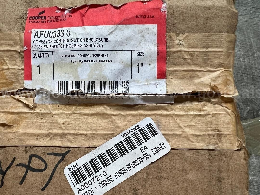 COOPER CROUSE-HINDS USA AFU03330 NEW IN FACTORY BOX / NEVER USED MADE IN USA *WILL SHIP*   Government Surplus Auction - Photo #3