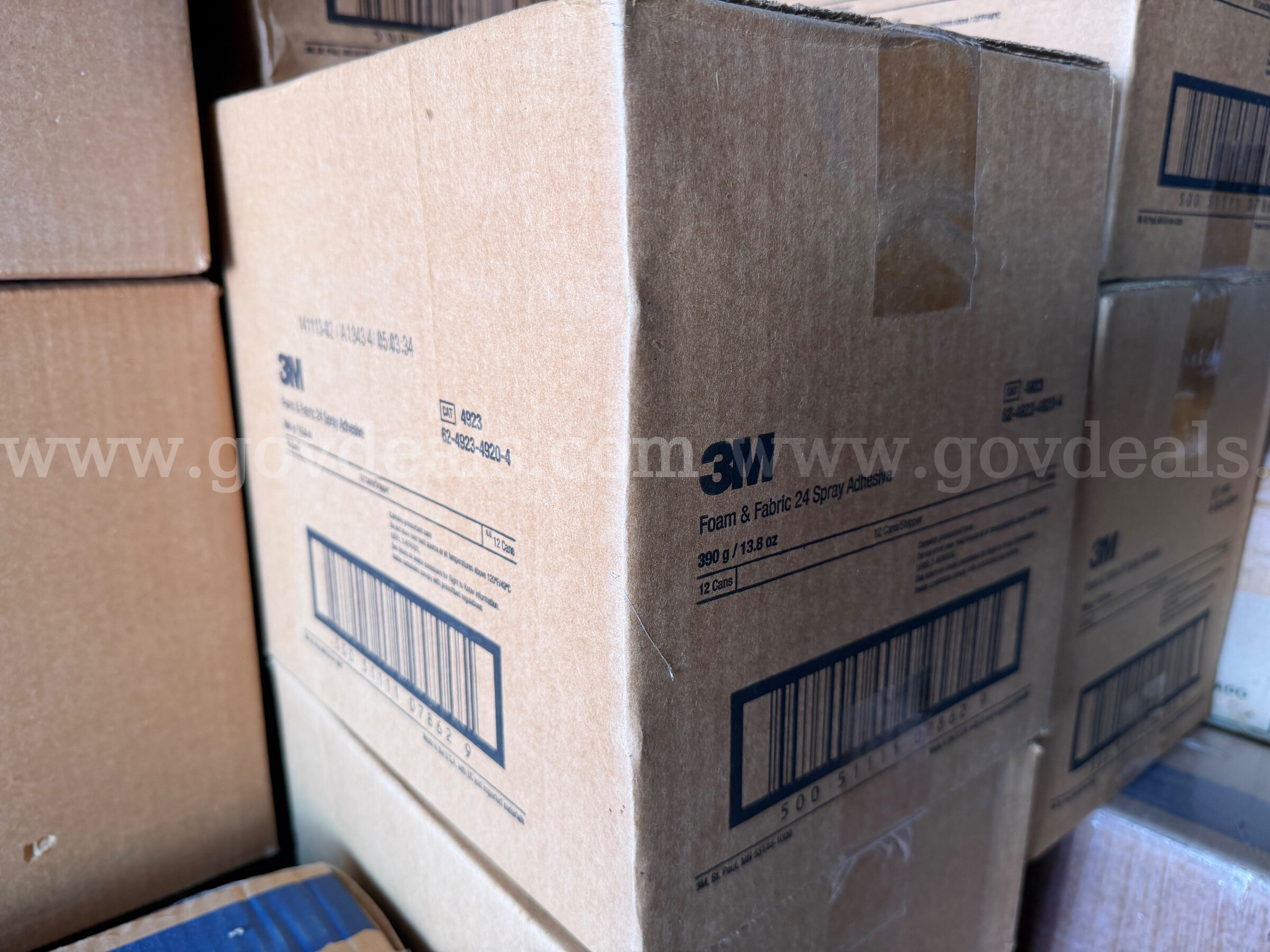 CASE OF 12 BOTTLES 3M Foam & Fabric Spray Adhesive 24, Orange, 16 fl oz Can (Net Wt 13.8 oz) NEW *WILL SHIP* 3M  Government Surplus Auction - Photo #4