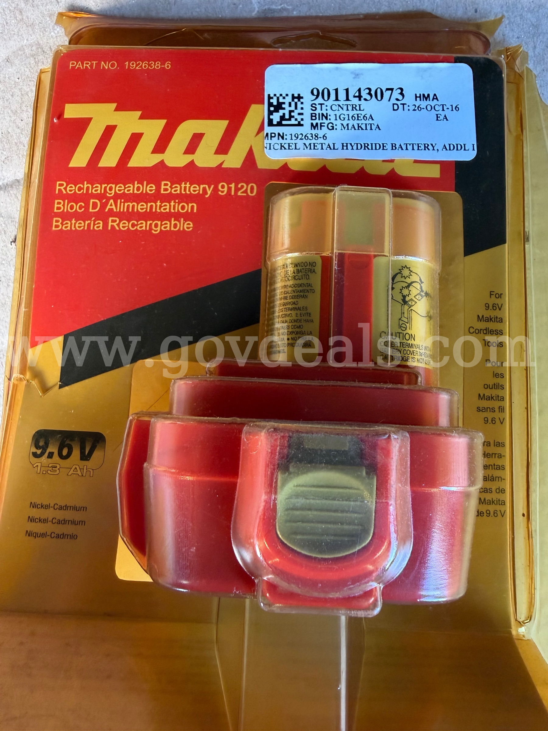 MAKITA RECHARGEABLE BATTERY 9120 NEW OLD STOCK  FACTORY SEALED *WILL SHIP*  9120 Government Surplus Auction - Primary Photo