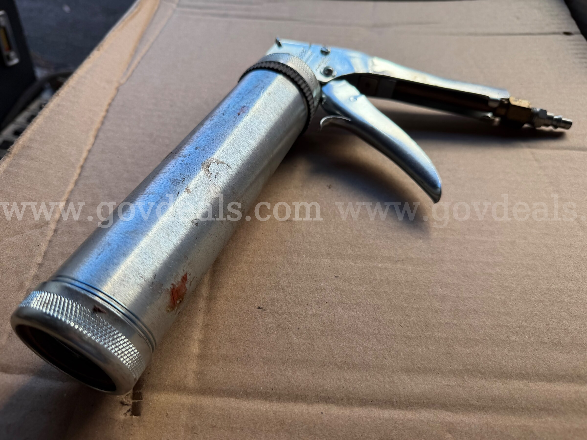 PROFESSIONAL CAULK ALBION CORE AIR-POWERED CARTRIDGE GUN 360 1 441050 LIGHTLY USED *WILL SHIP*  360 Government Surplus Auction - Photo #3